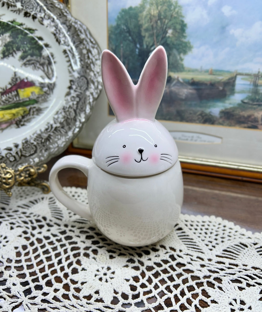 Adorable bunny-themed ceramic mug featuring a lid — airtight