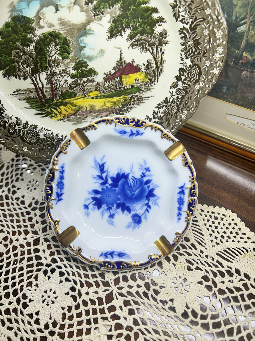 Vintage cobalt WELLINGTON CASTLE vintage porcelain Ashtray
