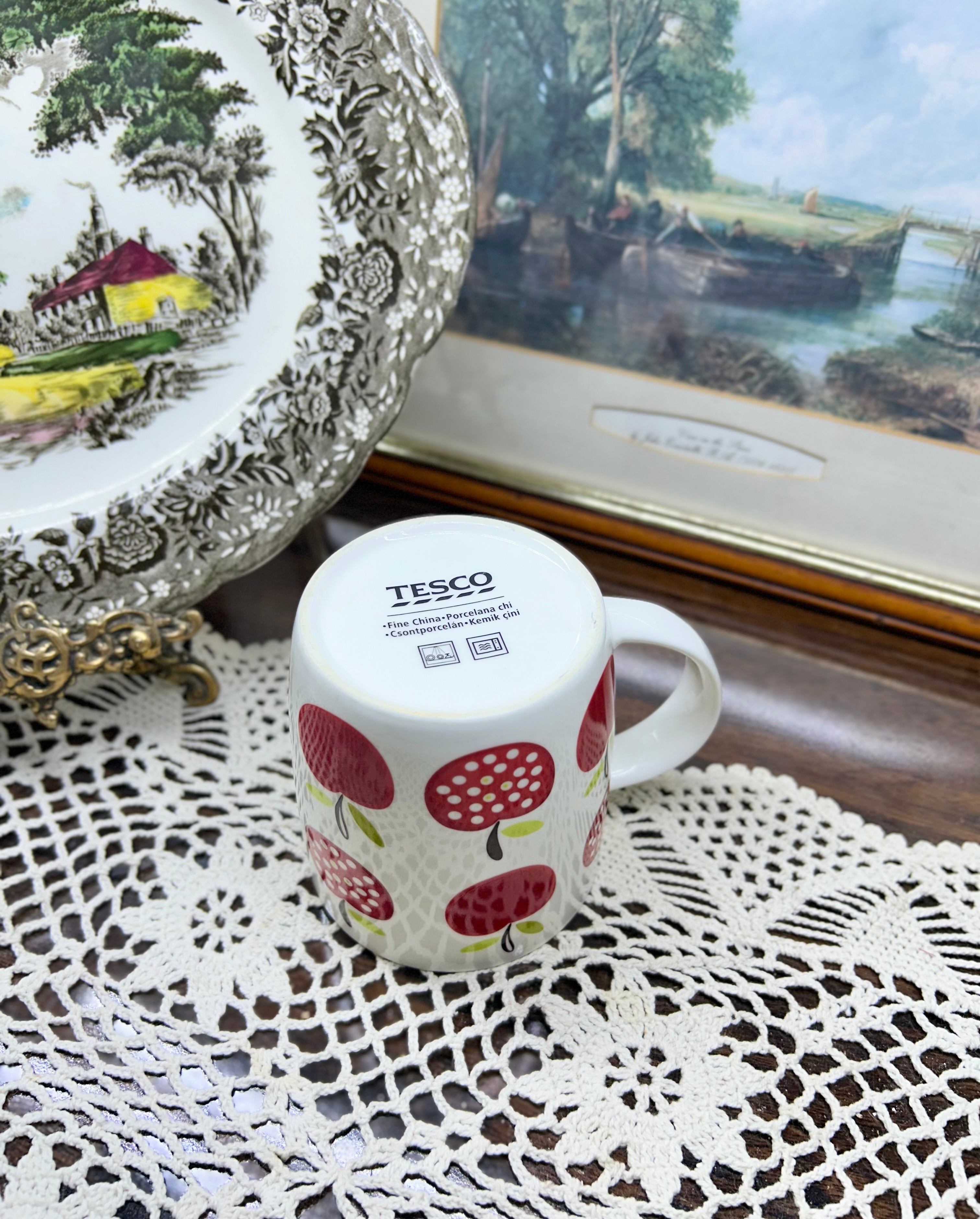 TESCO ceramic apple tea mug