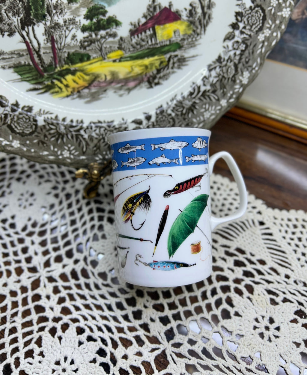 Roses of England “Fly fishing” — fine bone China mug