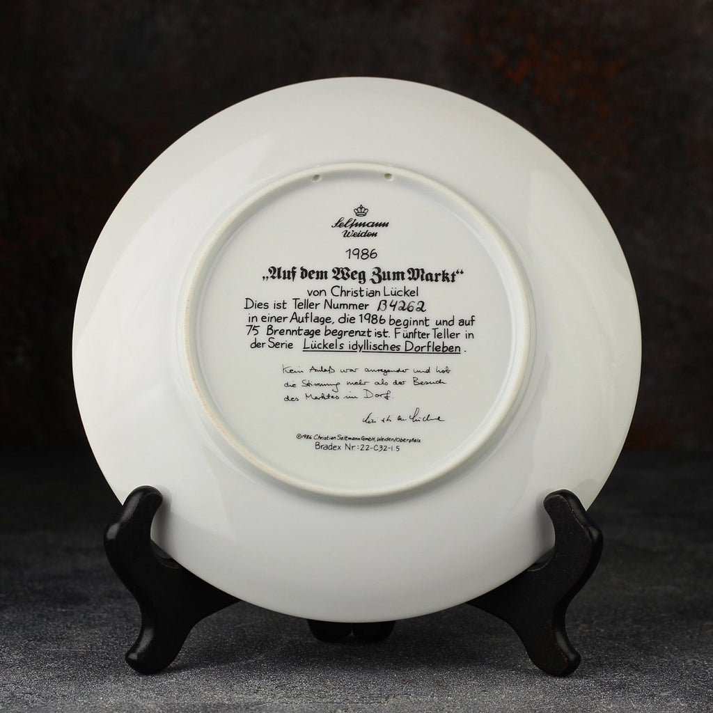 "On the Way to the Market" — Vintage 7” collector’s plate from Lückel’s Idyllic Village Life (Seltmann Weiden, 1987)
