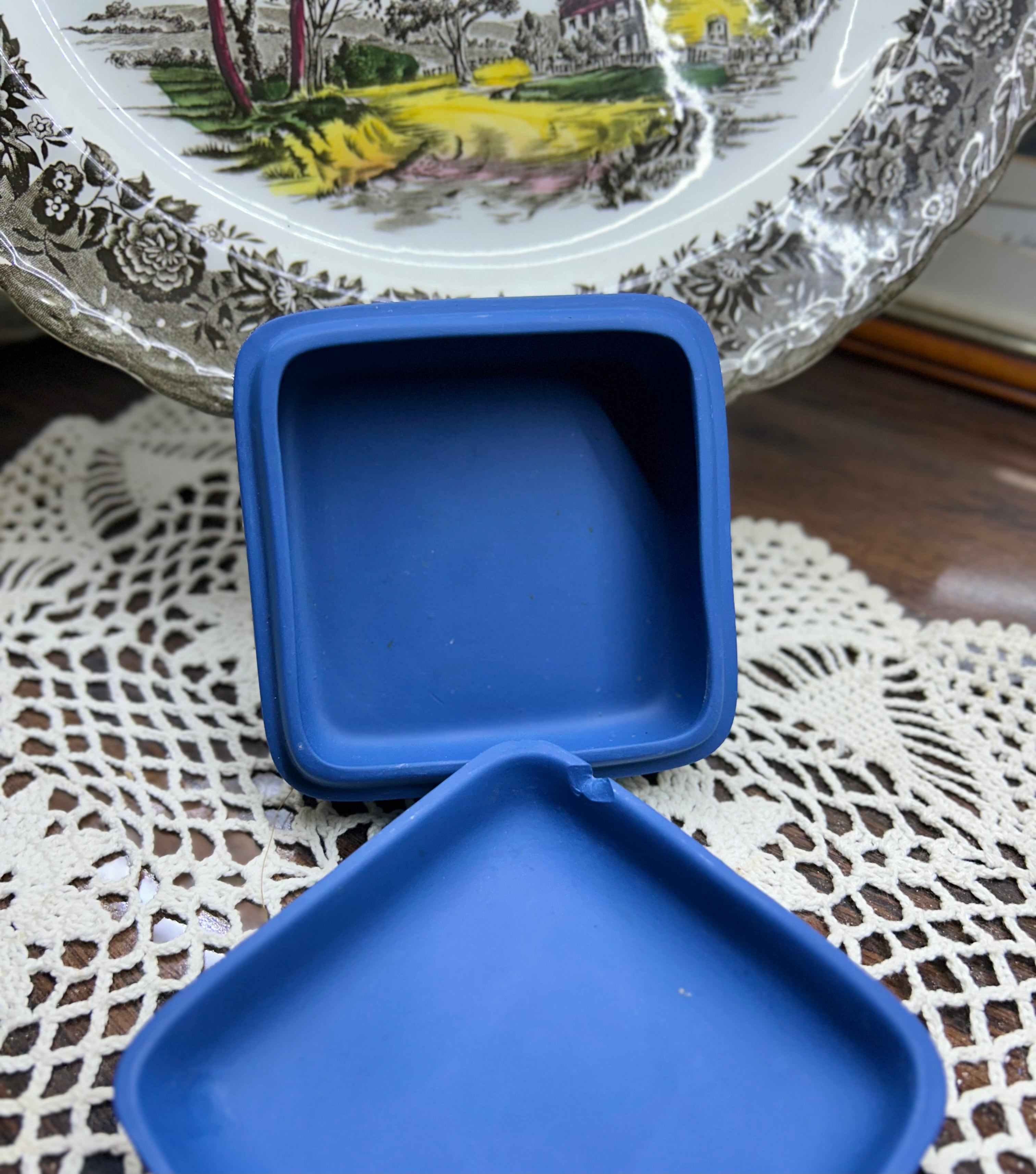 Wedgwood Royal Blue Jasperware Square Candy Box —commemorating the 1977 Queen Elizabeth II Silver Jubilee