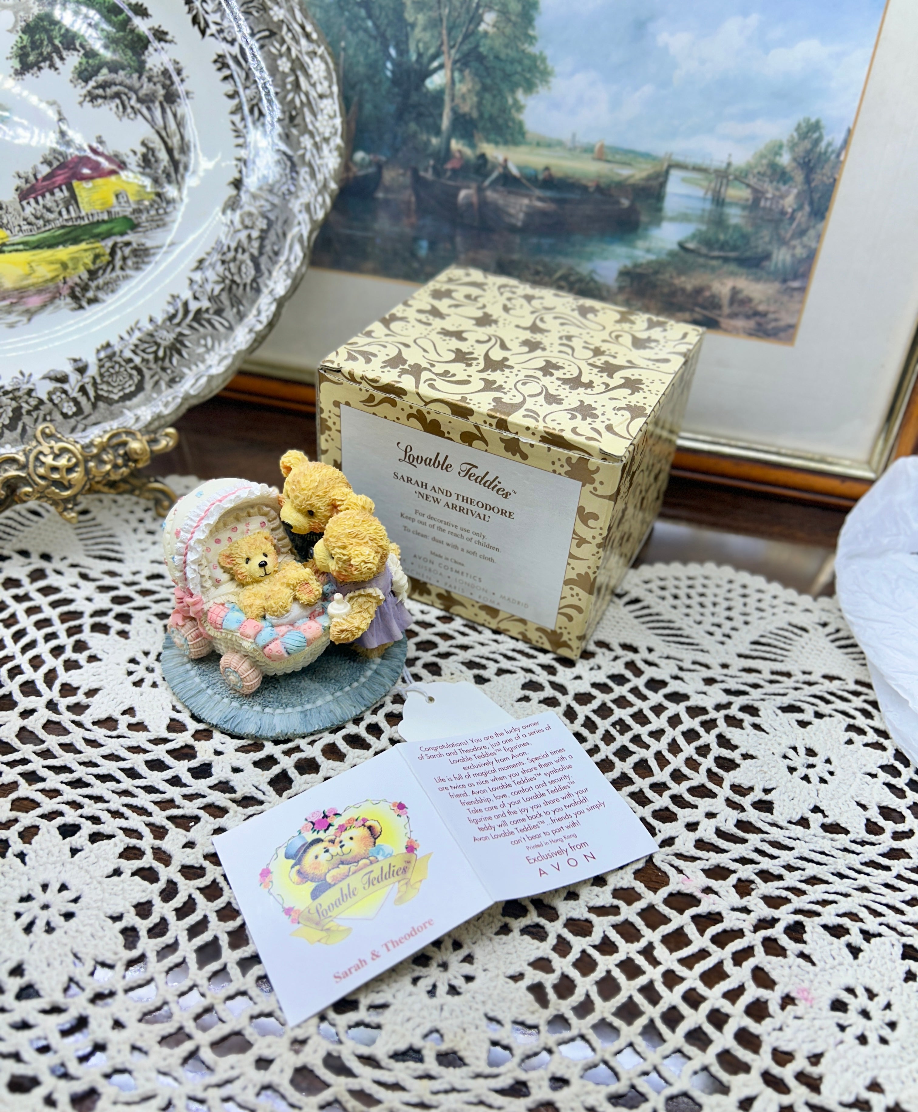Avon Lovable Teddies "NEW ARRIVAL" figurine set — collectible