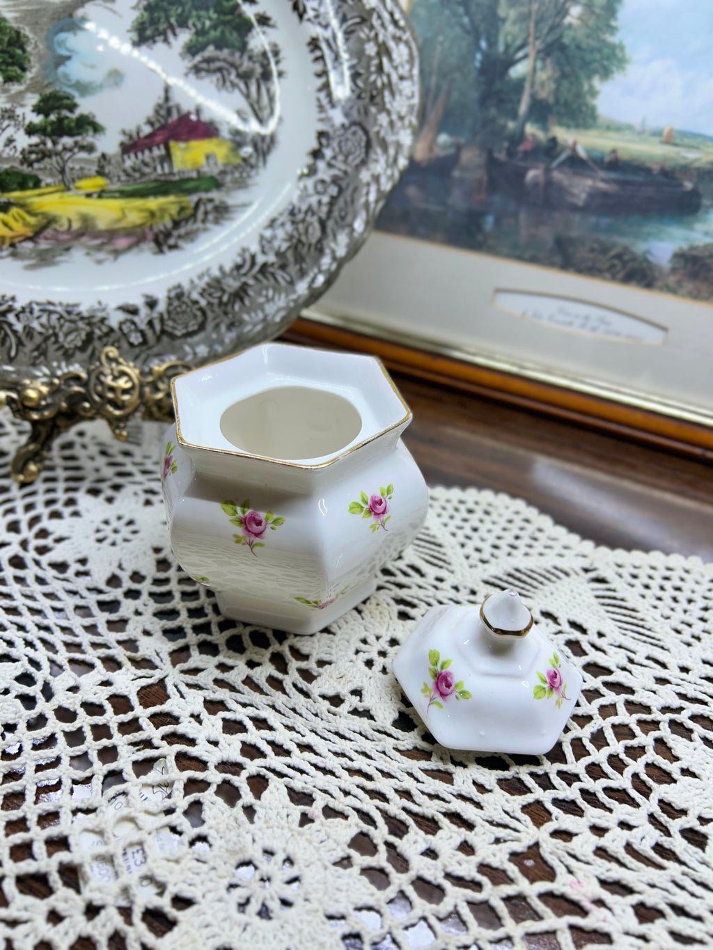 Vintage preserve pot with pink rose pattern and gold rim — England