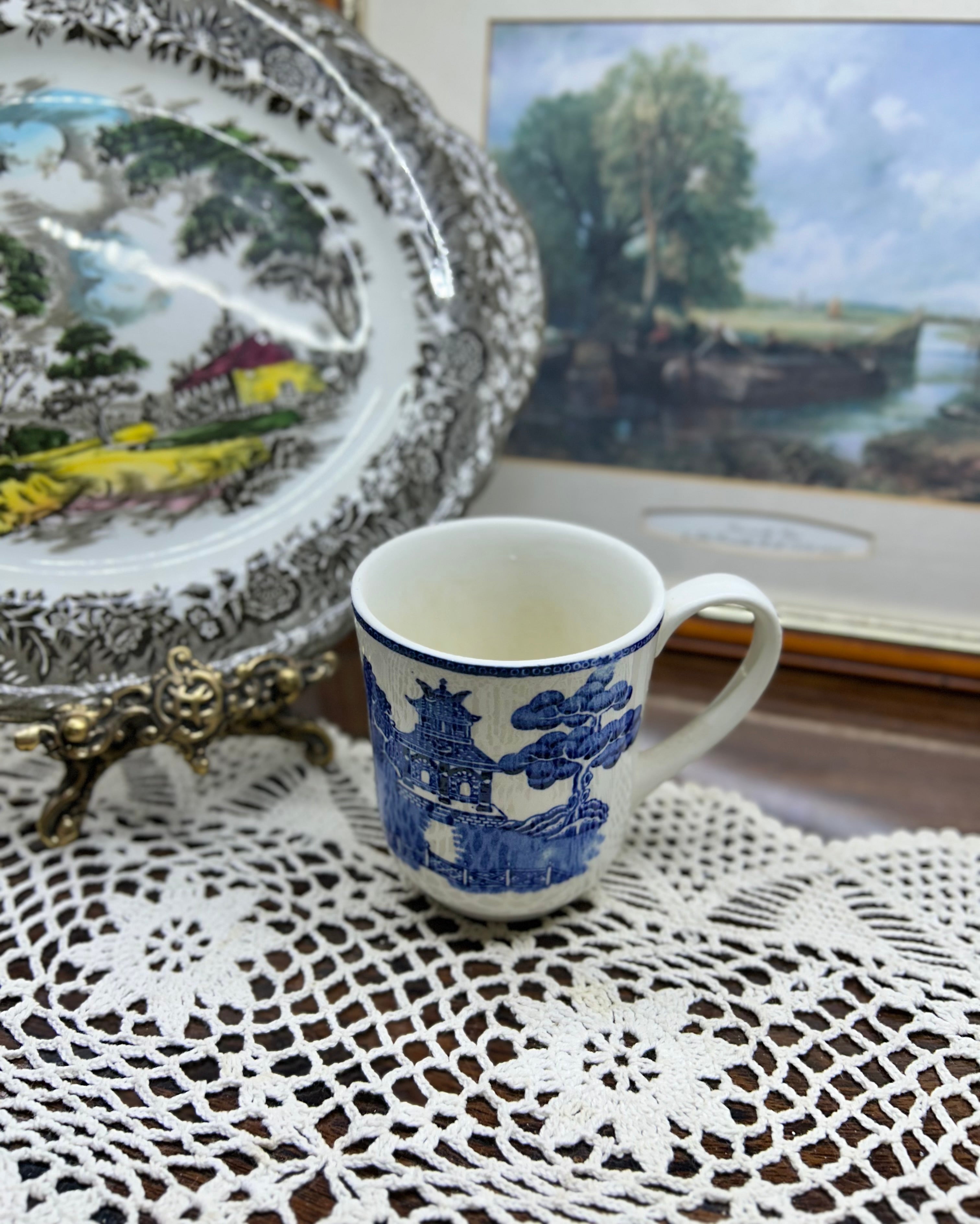 Vintage Johnson Brothers Willow Blue earthenware coffee mug