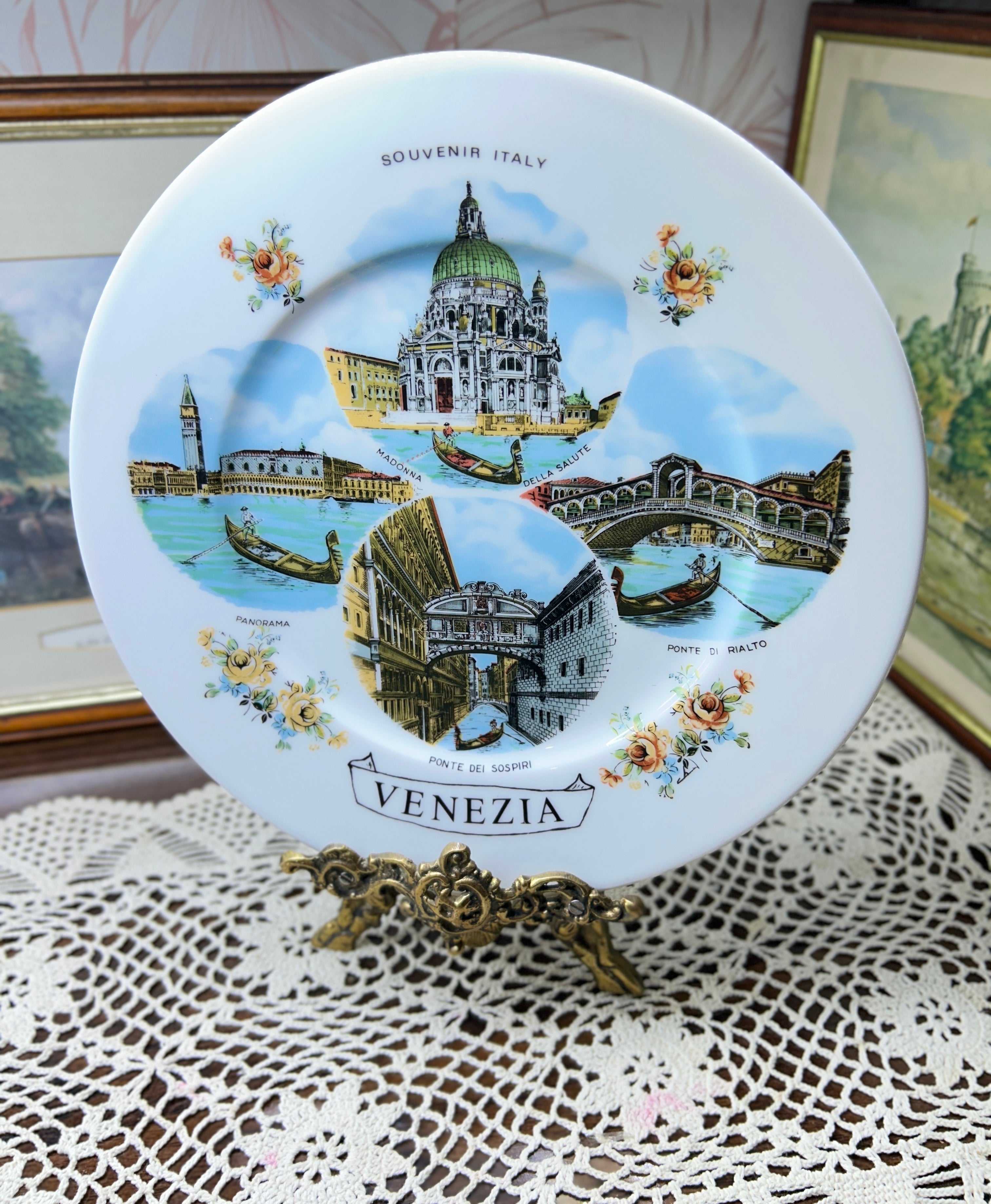 Decorative Venezia Collector wall souvenir plate — Italy 10”