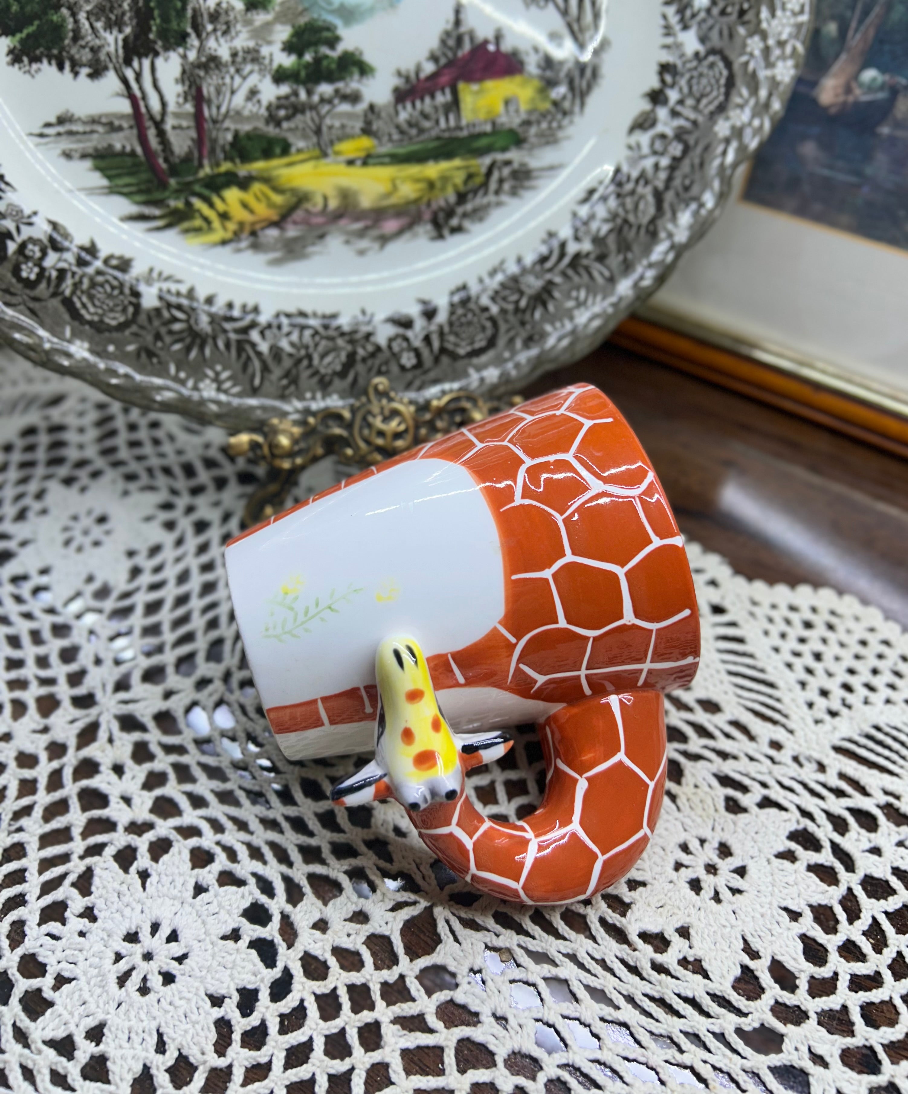 3D Giraffe Ceramic Coffee Mug with a hand-painted design