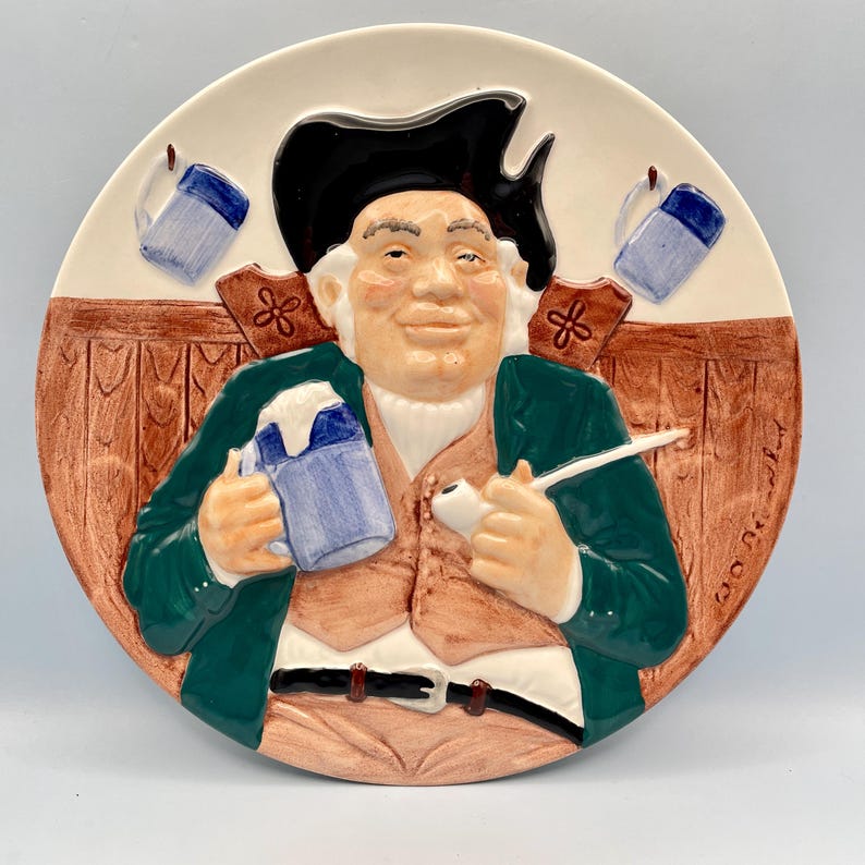 Vintage "Toby Fillpot" Collectible 3D Plate 9” - Davenport Pottery Staffordshire, 1980s LIMITED EDITION