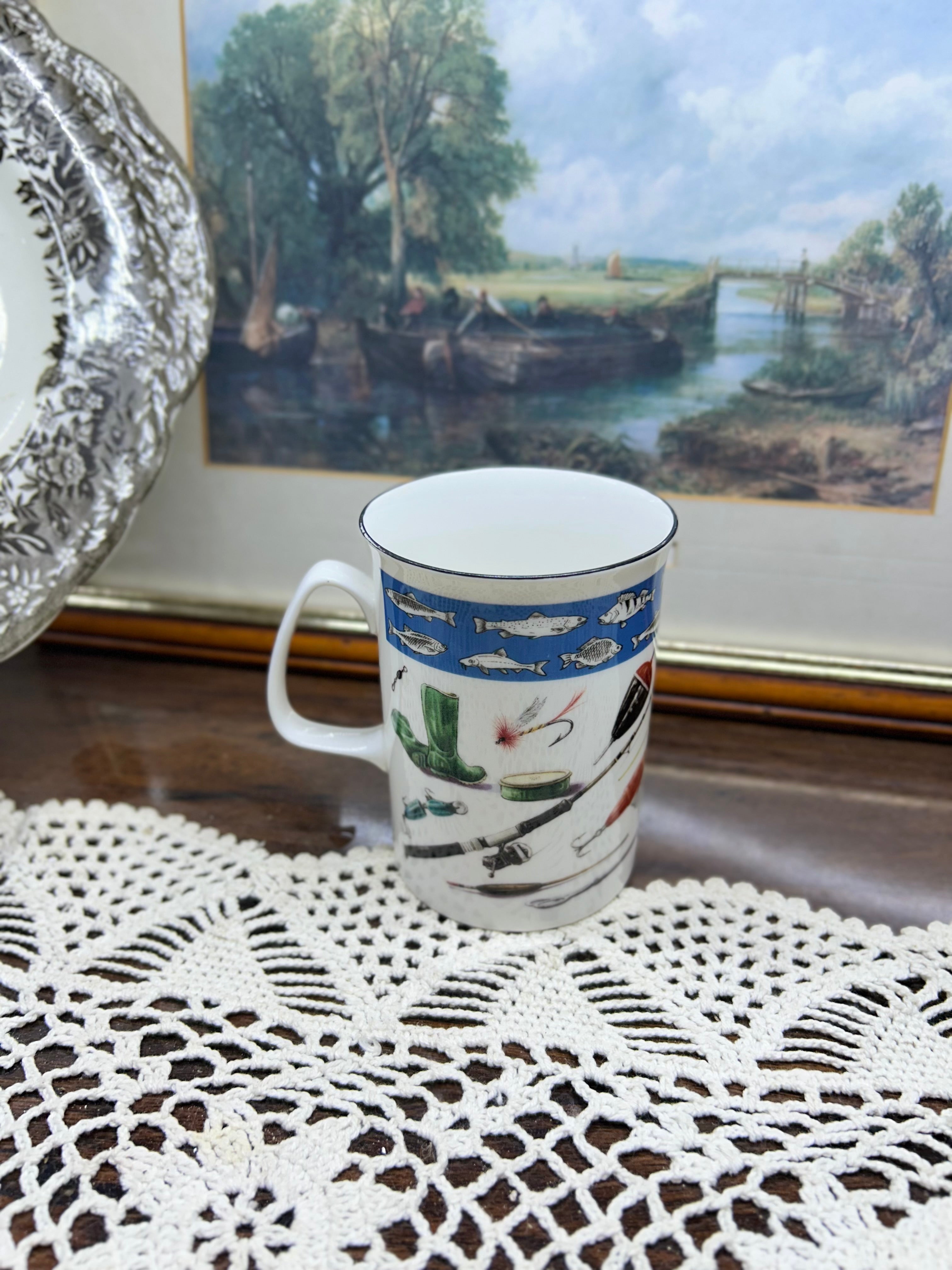 Roses of England “Fly fishing” — fine bone China mug