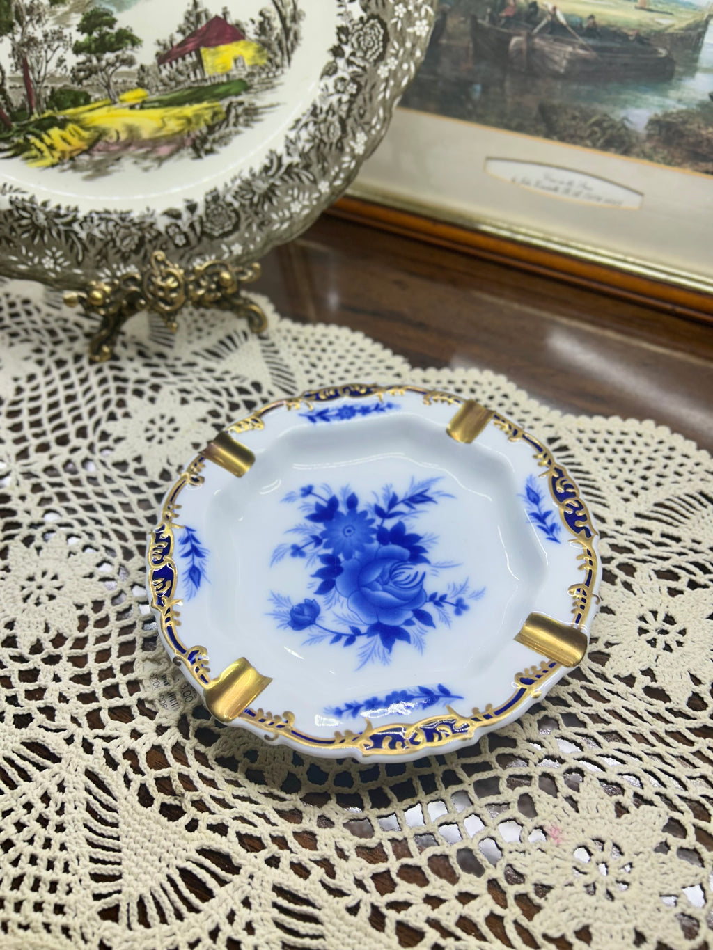 Vintage cobalt WELLINGTON CASTLE vintage porcelain Ashtray