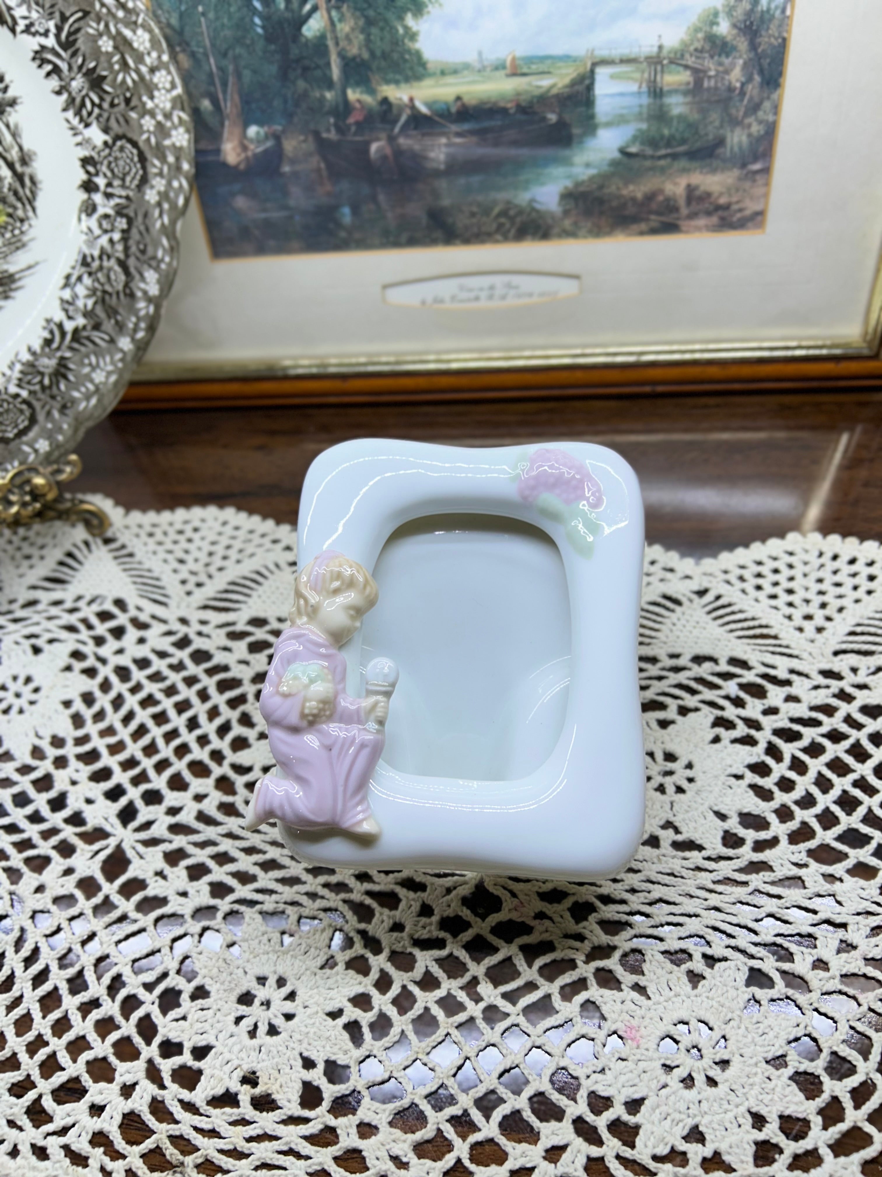 Ceramic photo frame