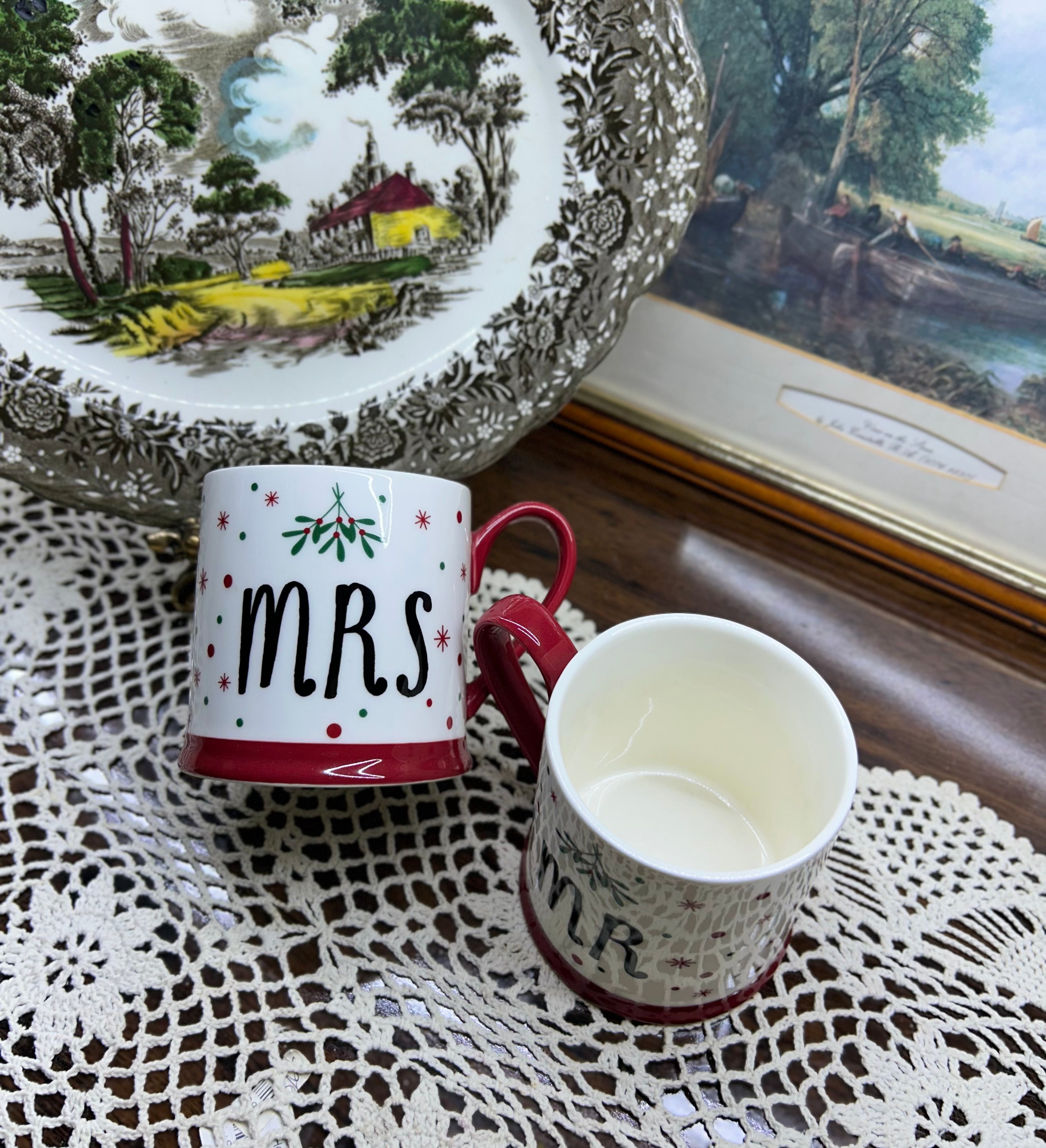 Set of Mr. and Mrs. campfire mugs — Large glazed mugs