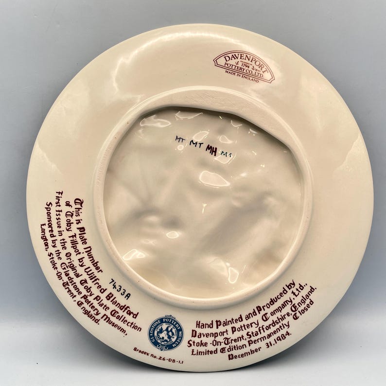 Vintage "Toby Fillpot" Collectible 3D Plate 9” - Davenport Pottery Staffordshire, 1980s LIMITED EDITION