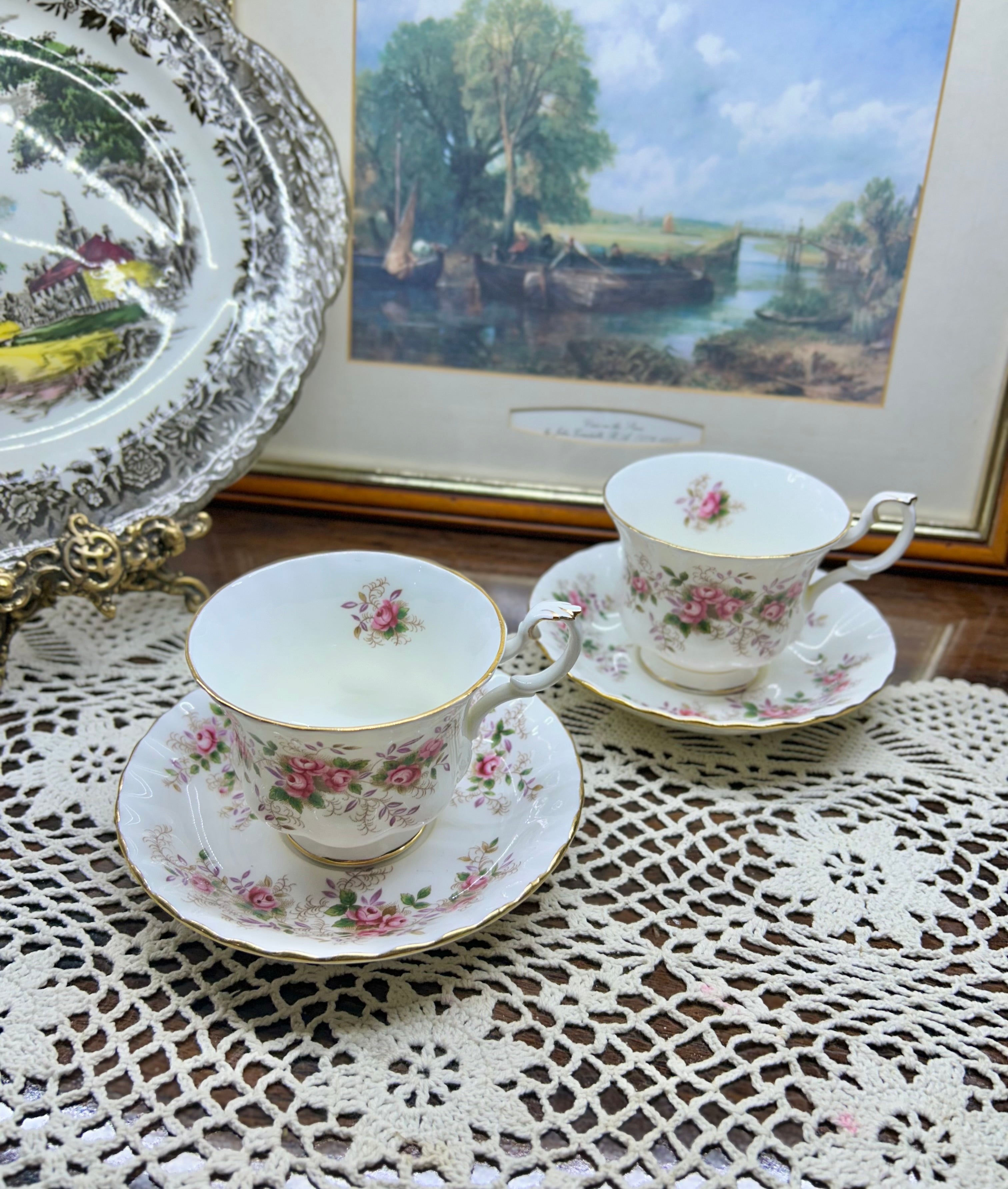 Royal Albert “Lavender Rose” tea cup and saucer set, made of fine bone china in England