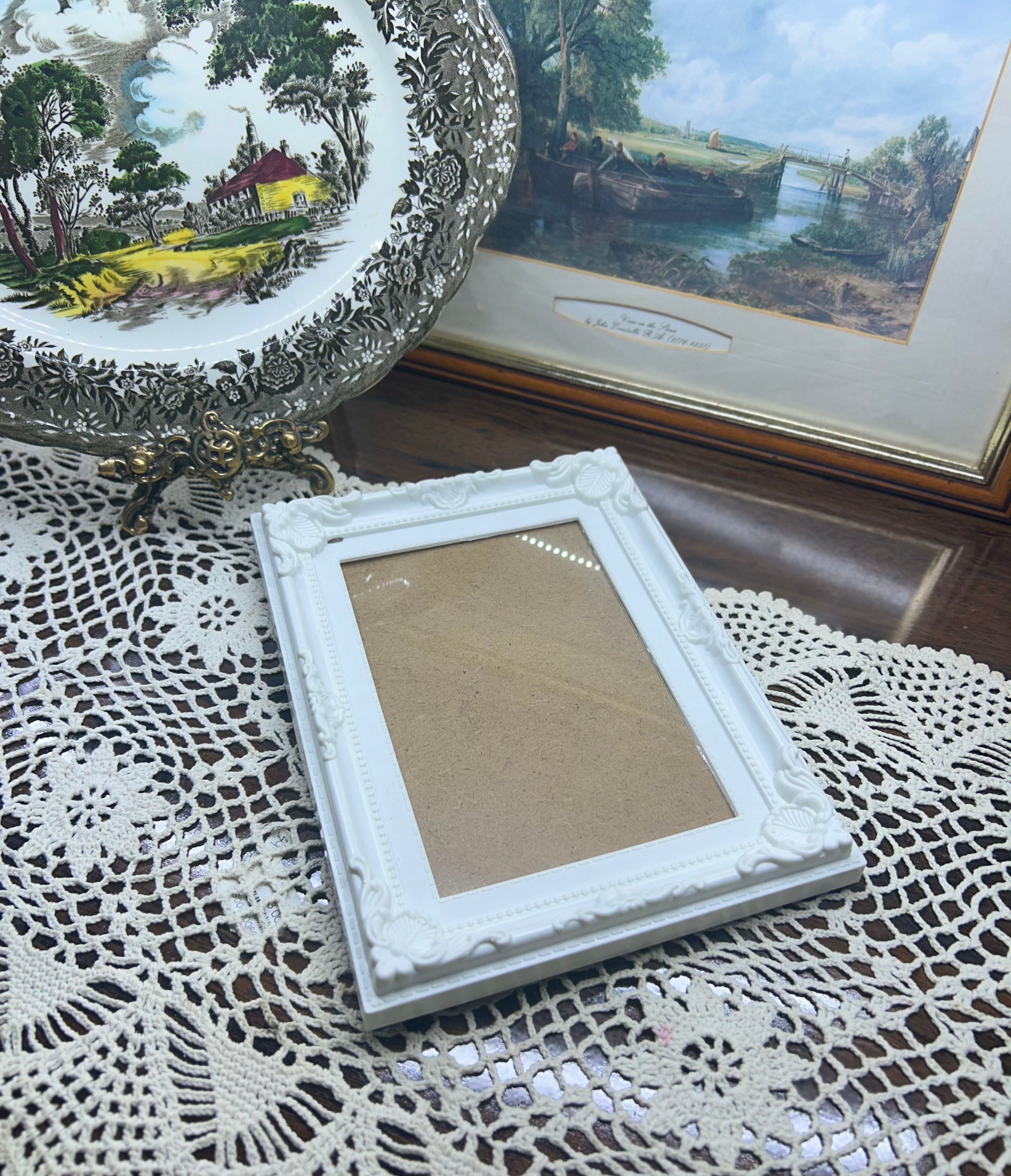 Plastic photo frame