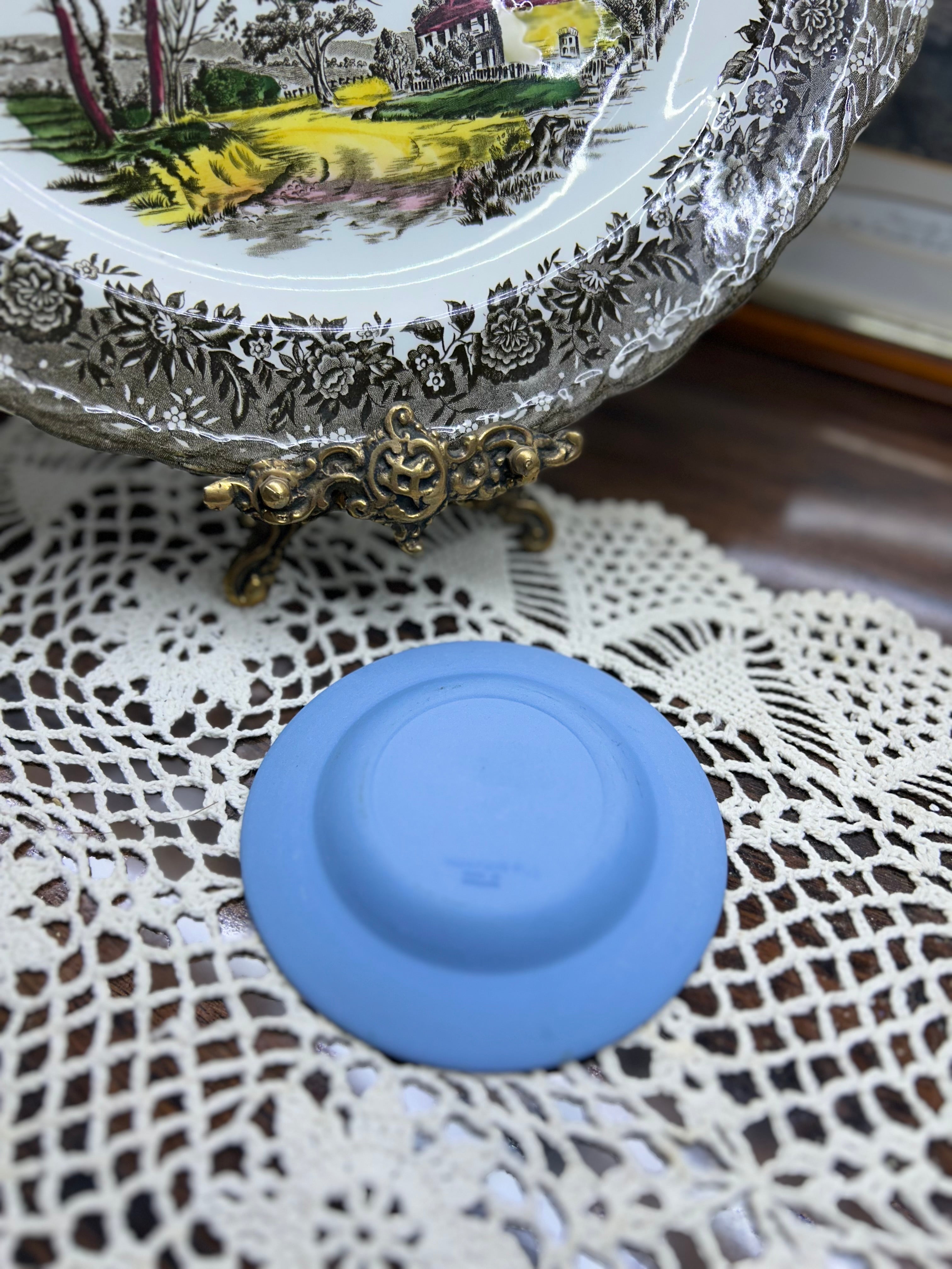 Wedgwood Jasperware trinket dish — commemorating the 1981 Royal Wedding of Prince Charles and Lady Diana Spencer.