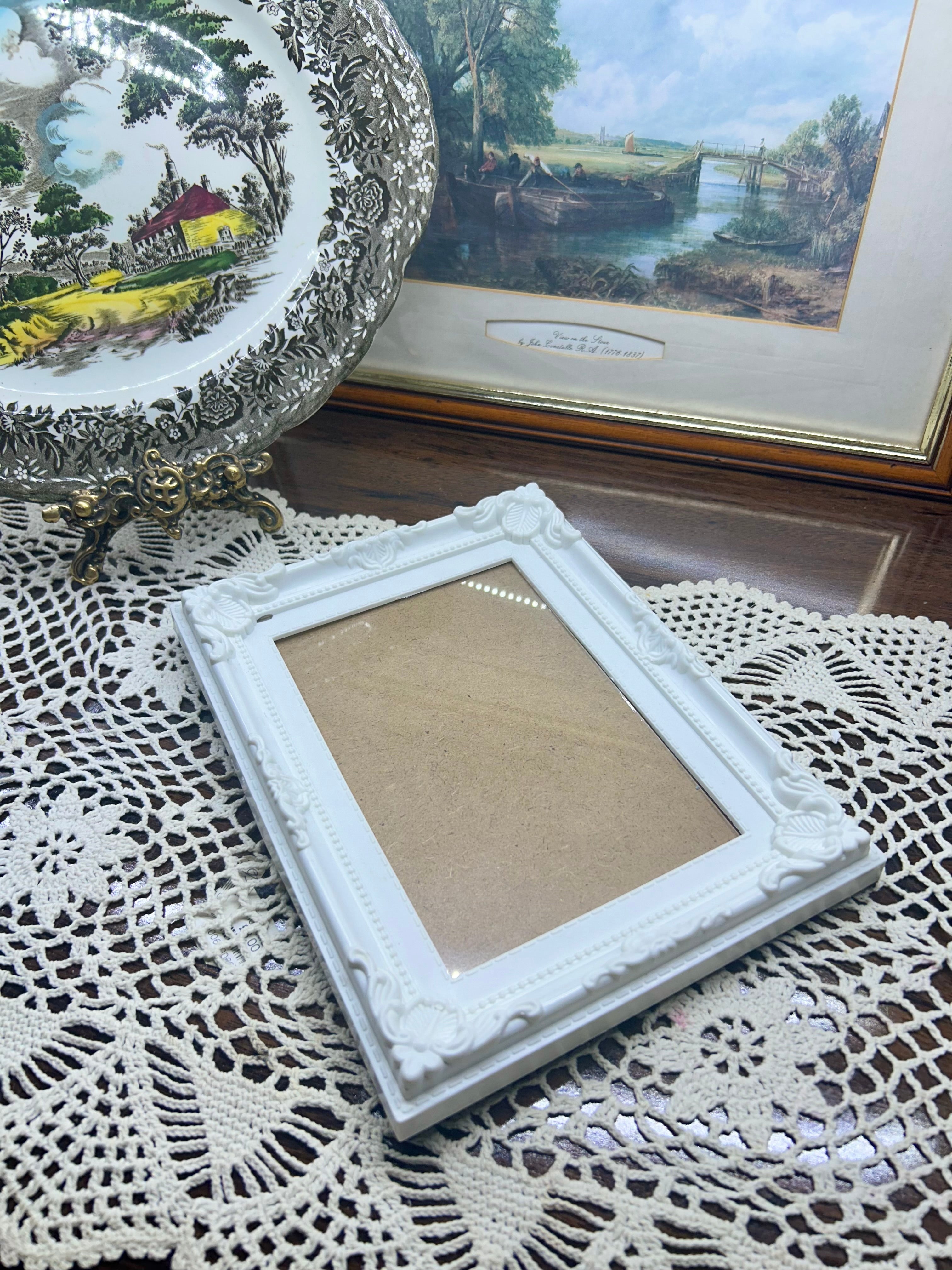 Plastic photo frame