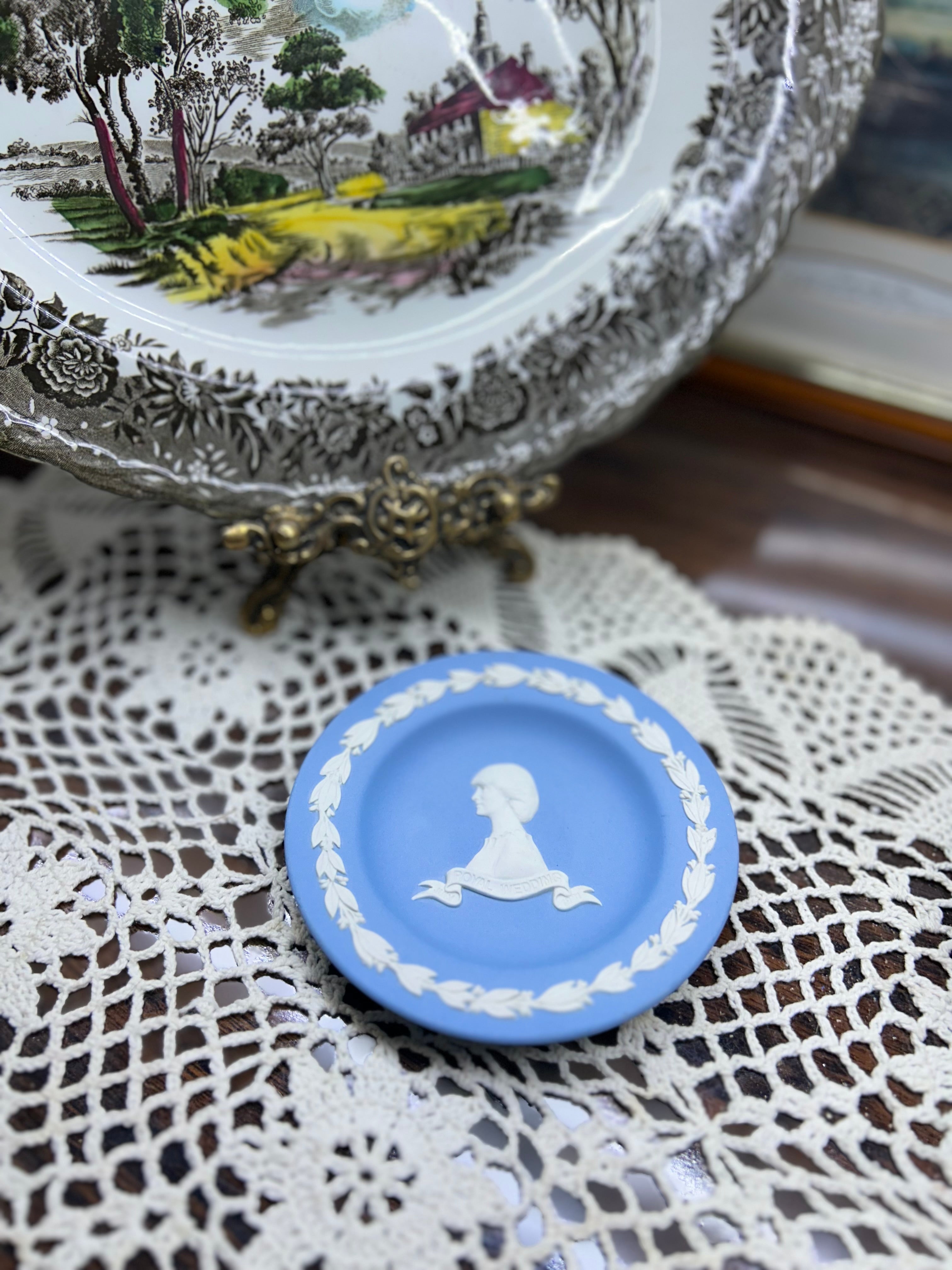 Wedgwood Jasperware trinket dish — commemorating the 1981 Royal Wedding of Prince Charles and Lady Diana Spencer.