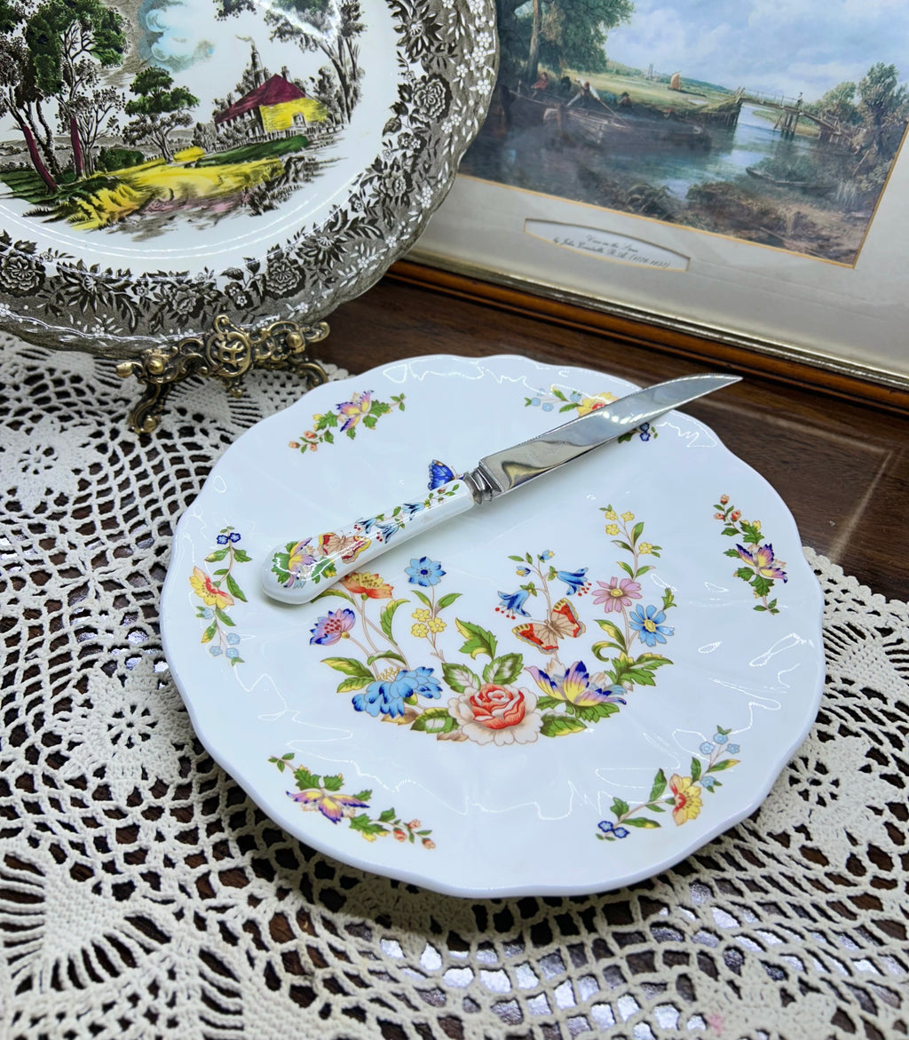 Aynsley “Wild Tudor” cake plate and matching knife — England