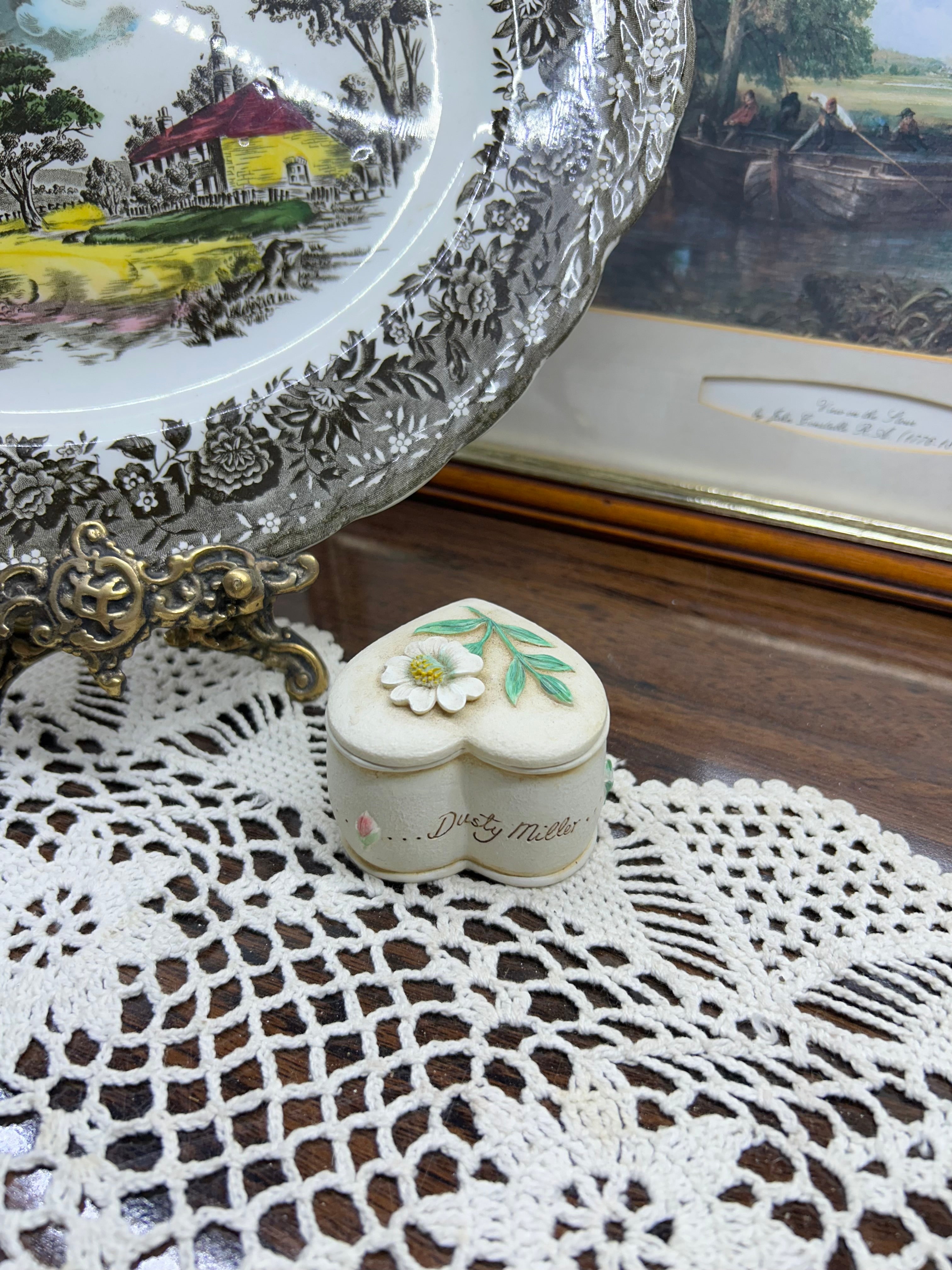 Vintage resin trinket box
