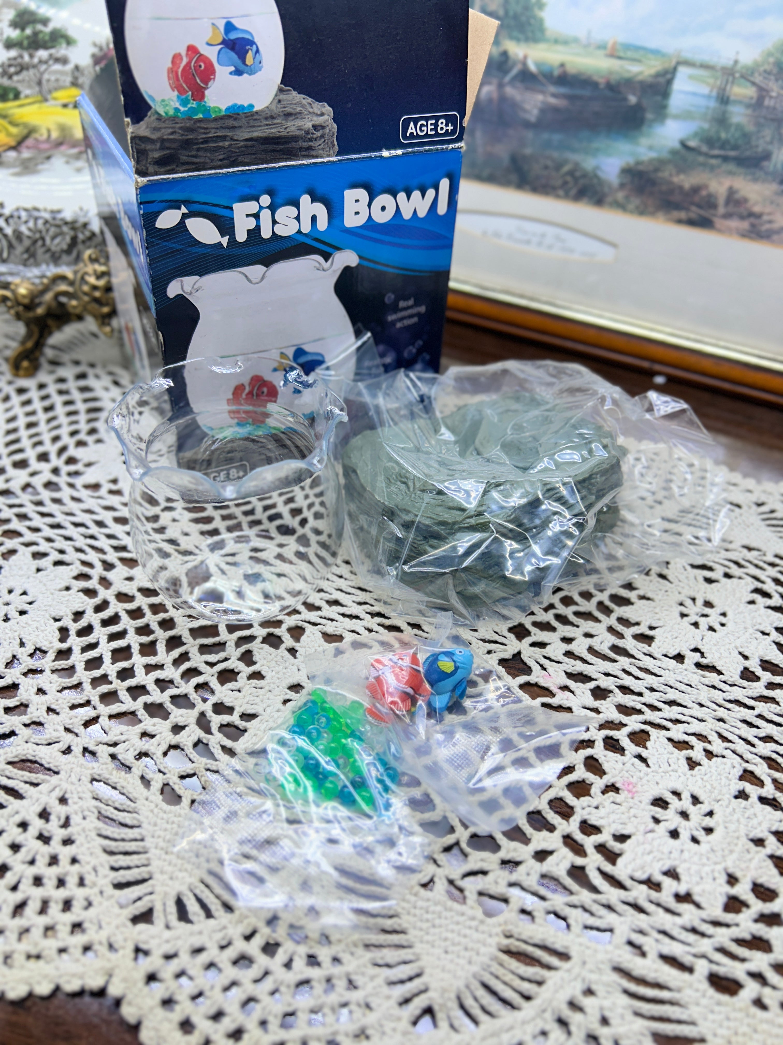 Westminster battery-operated toy fish bowl with complete accessories