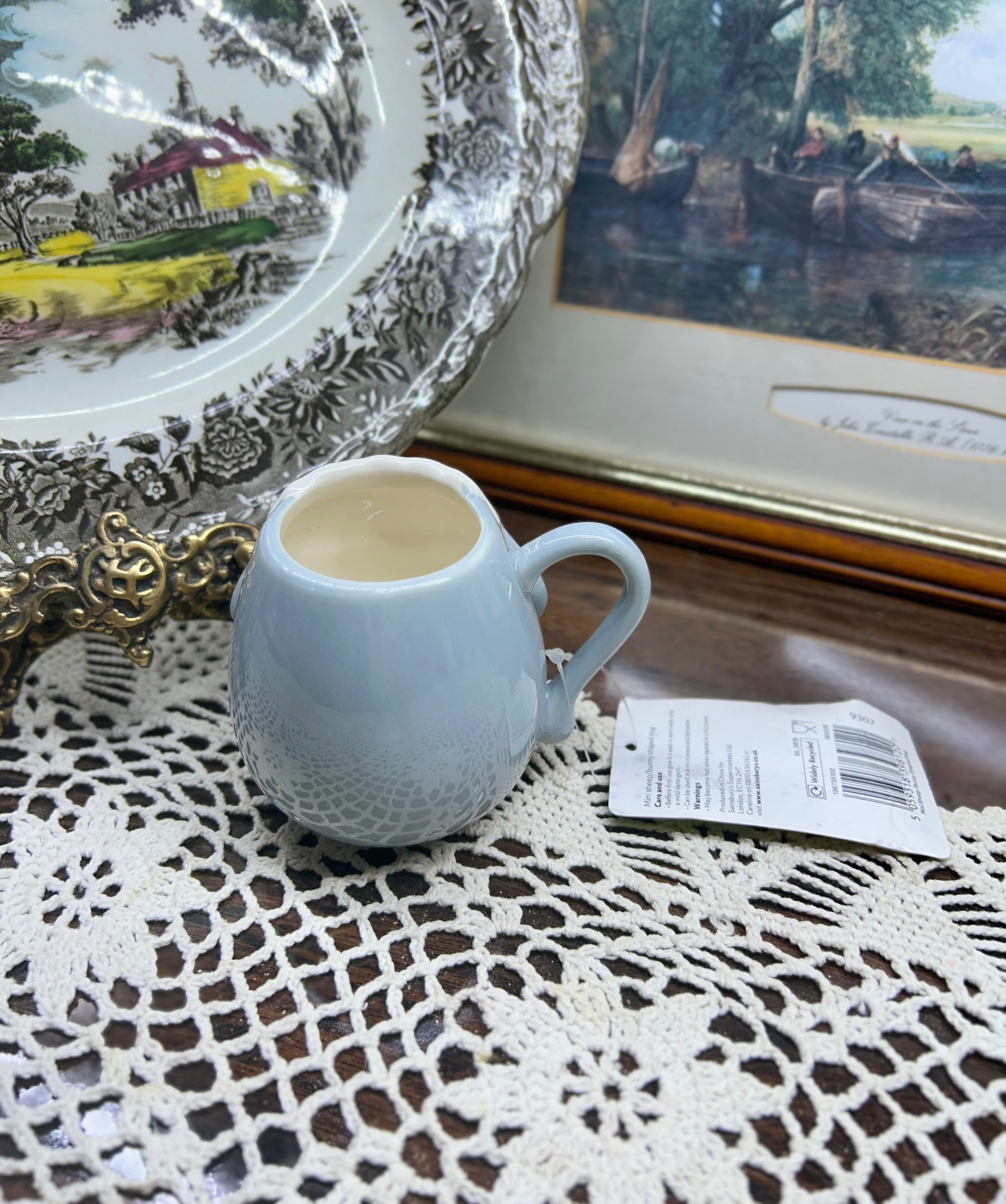 Ceramic 3D sheep-shaped miniature mug