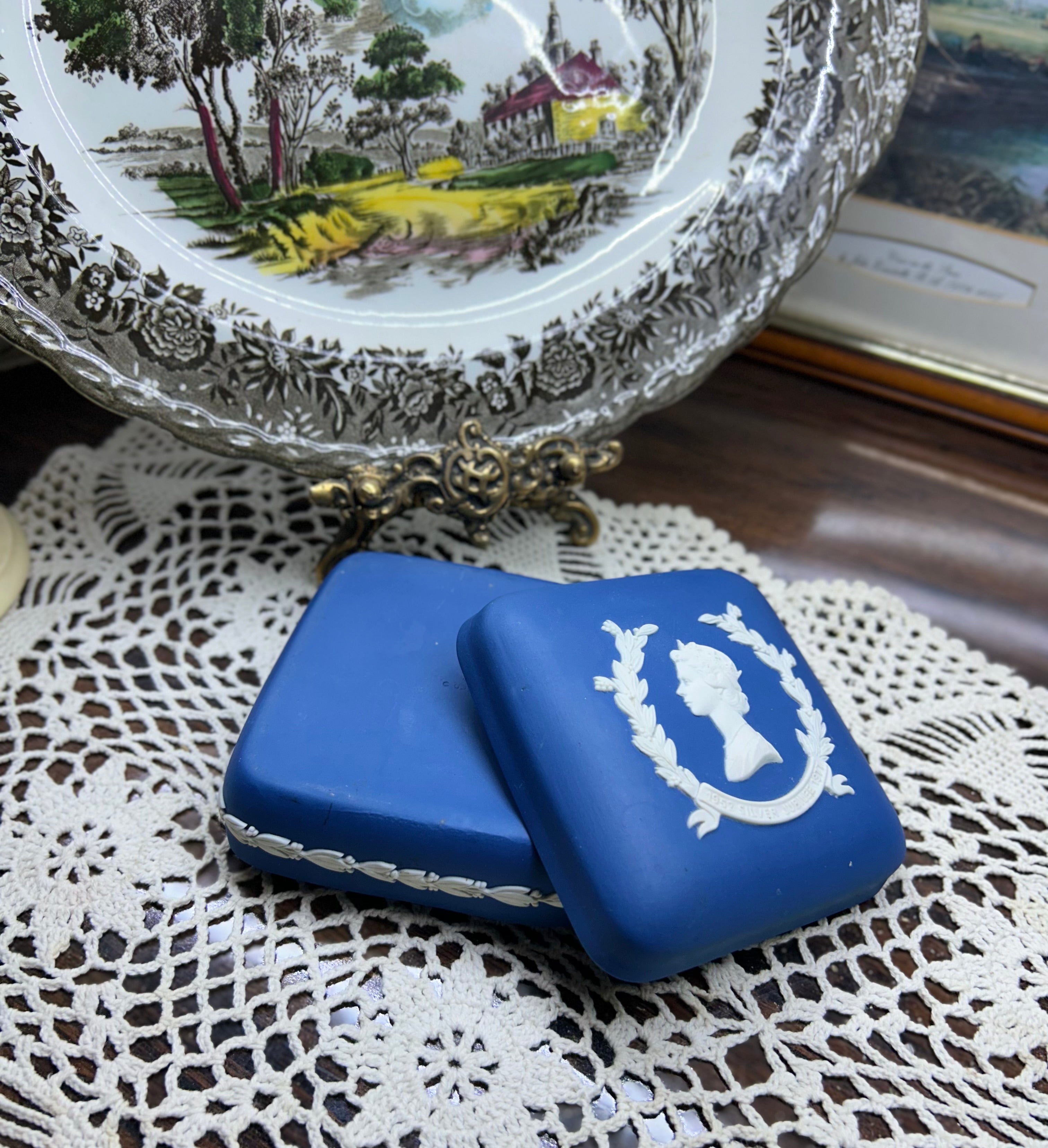 Wedgwood Royal Blue Jasperware Square Candy Box —commemorating the 1977 Queen Elizabeth II Silver Jubilee
