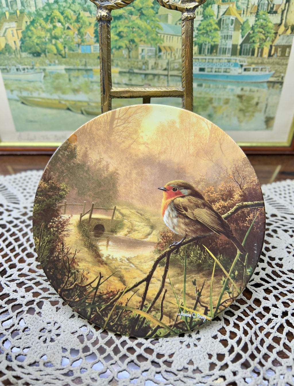 Royal Doulton limited edition collector wall decorative plate featuring a robin 7”