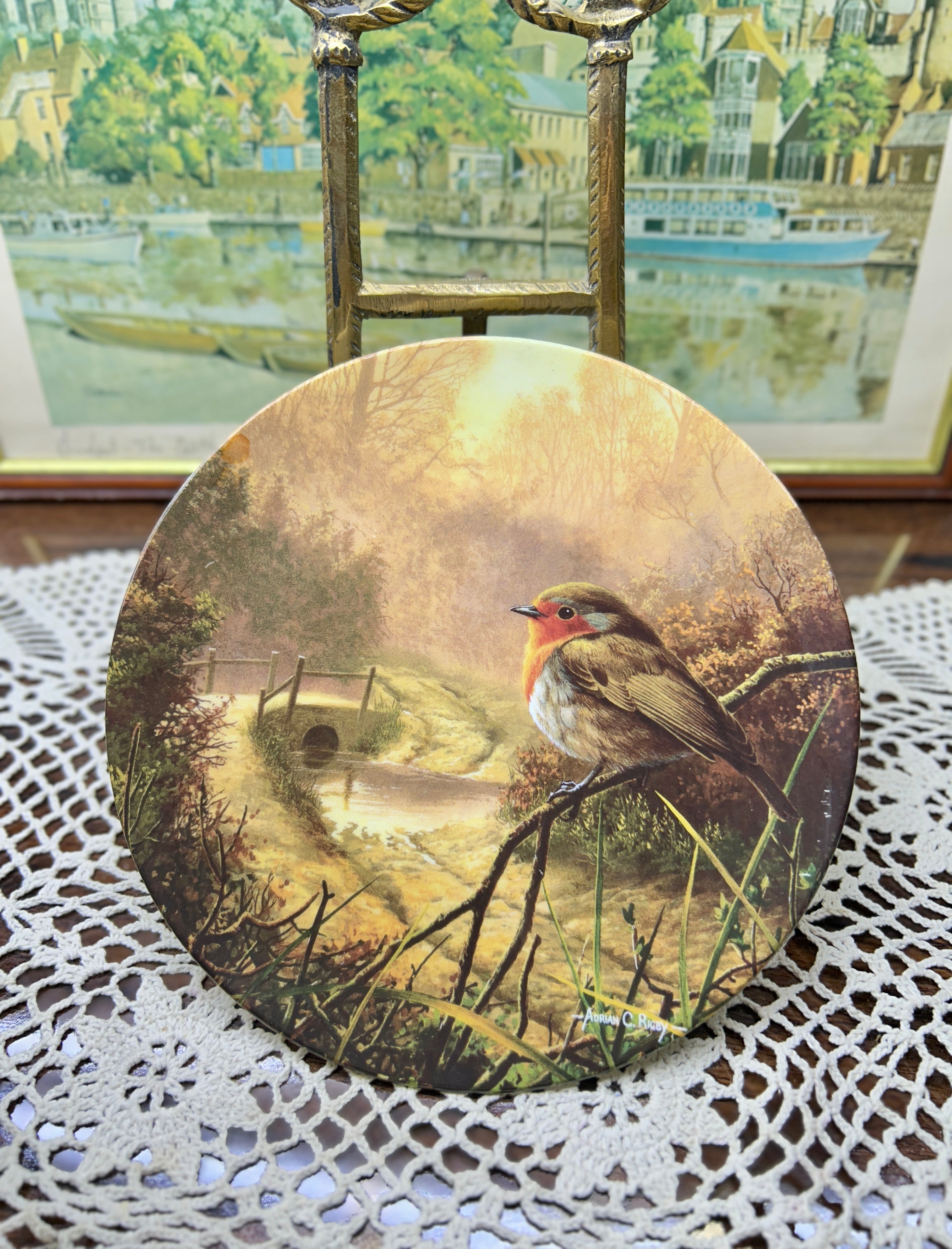 Royal Doulton limited edition collector wall decorative plate featuring a robin 7”