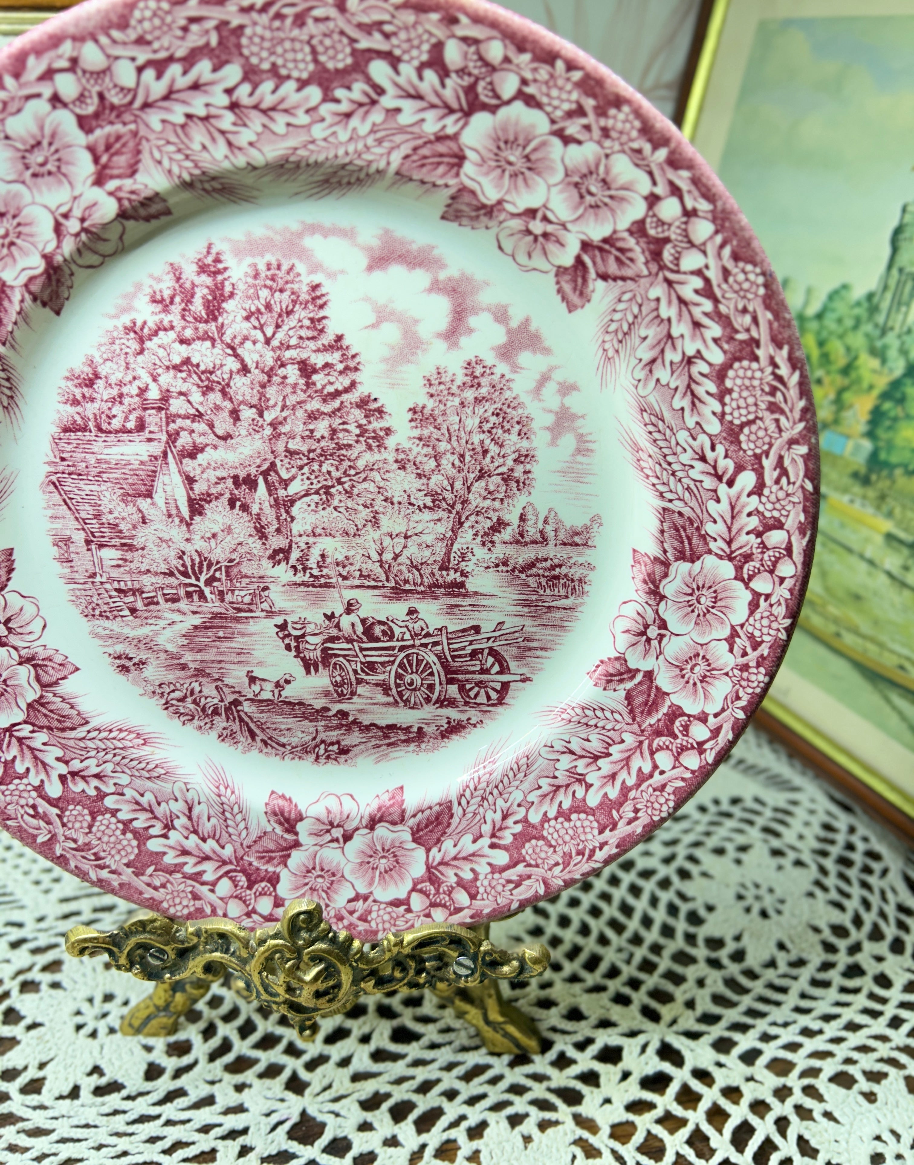 Vintage Broadhurst "The Constable Series Red" wall decorative plate — England 8”