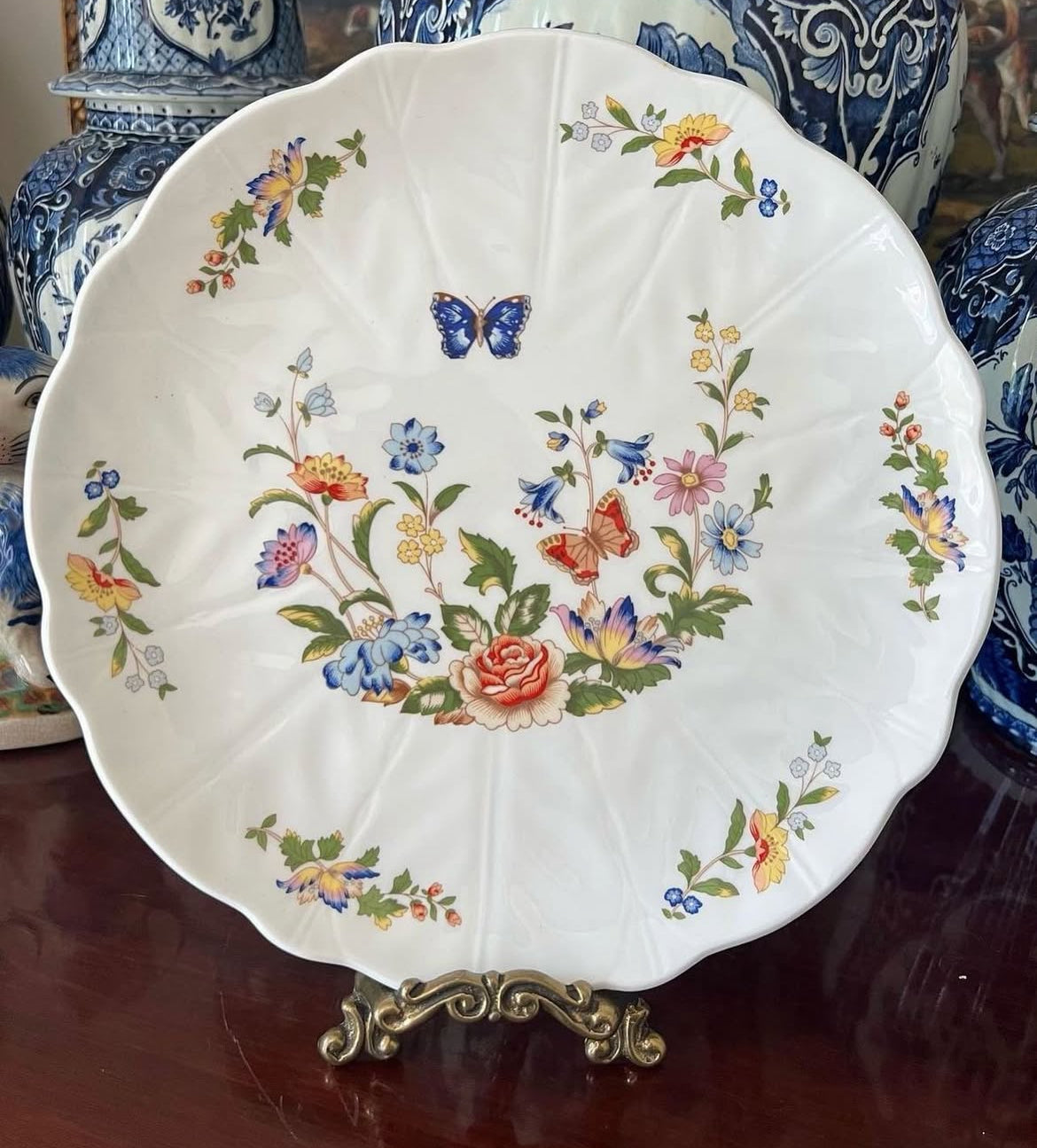 AYNSLEY COTTAGE GARDEN Floral Pattern with a Butterfly l Small Cake plate l 21cm Diameter l Fine Bone China l Made in England