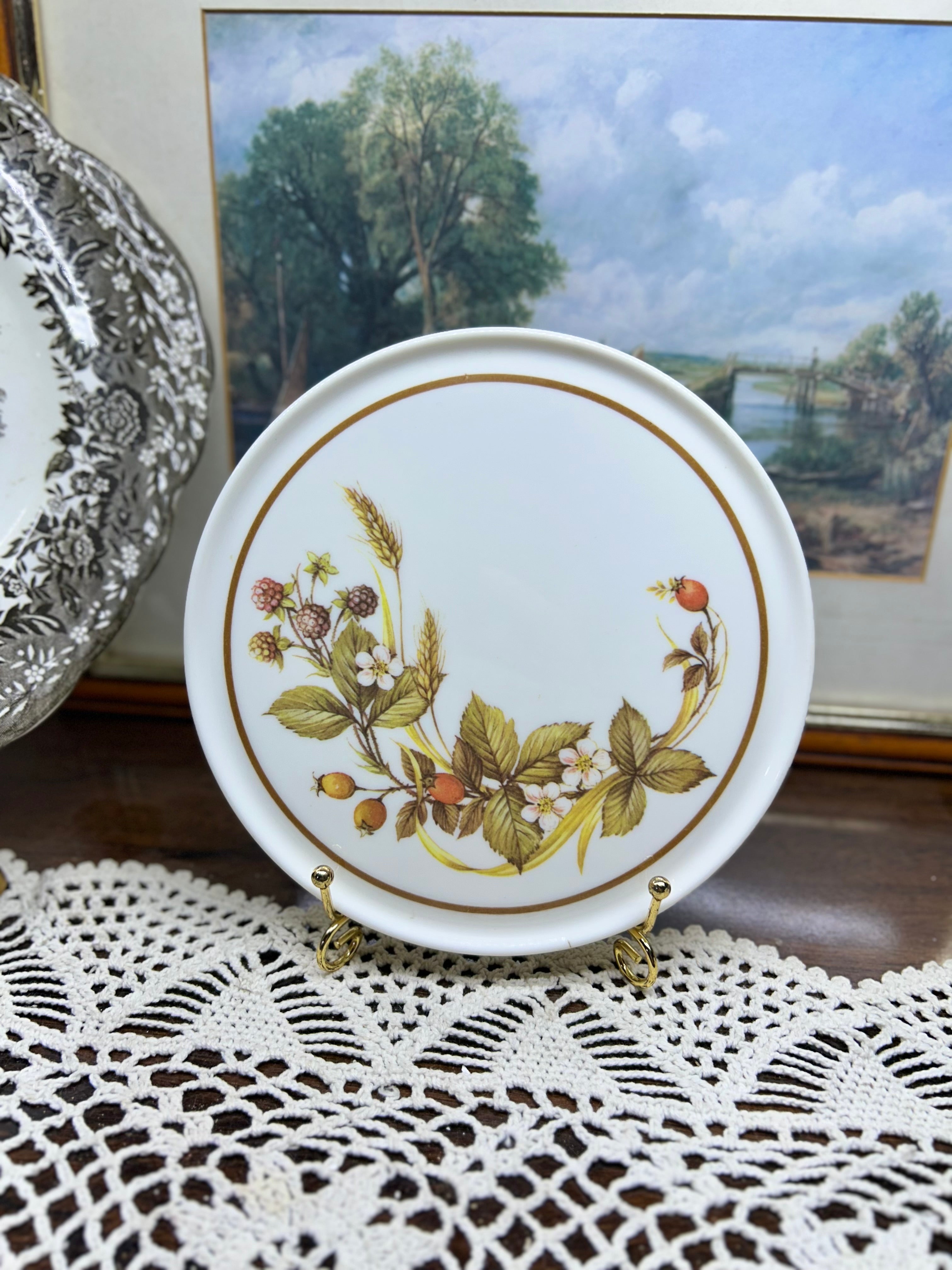 Marks & Spencer Harvest Melamine Teapot Stand