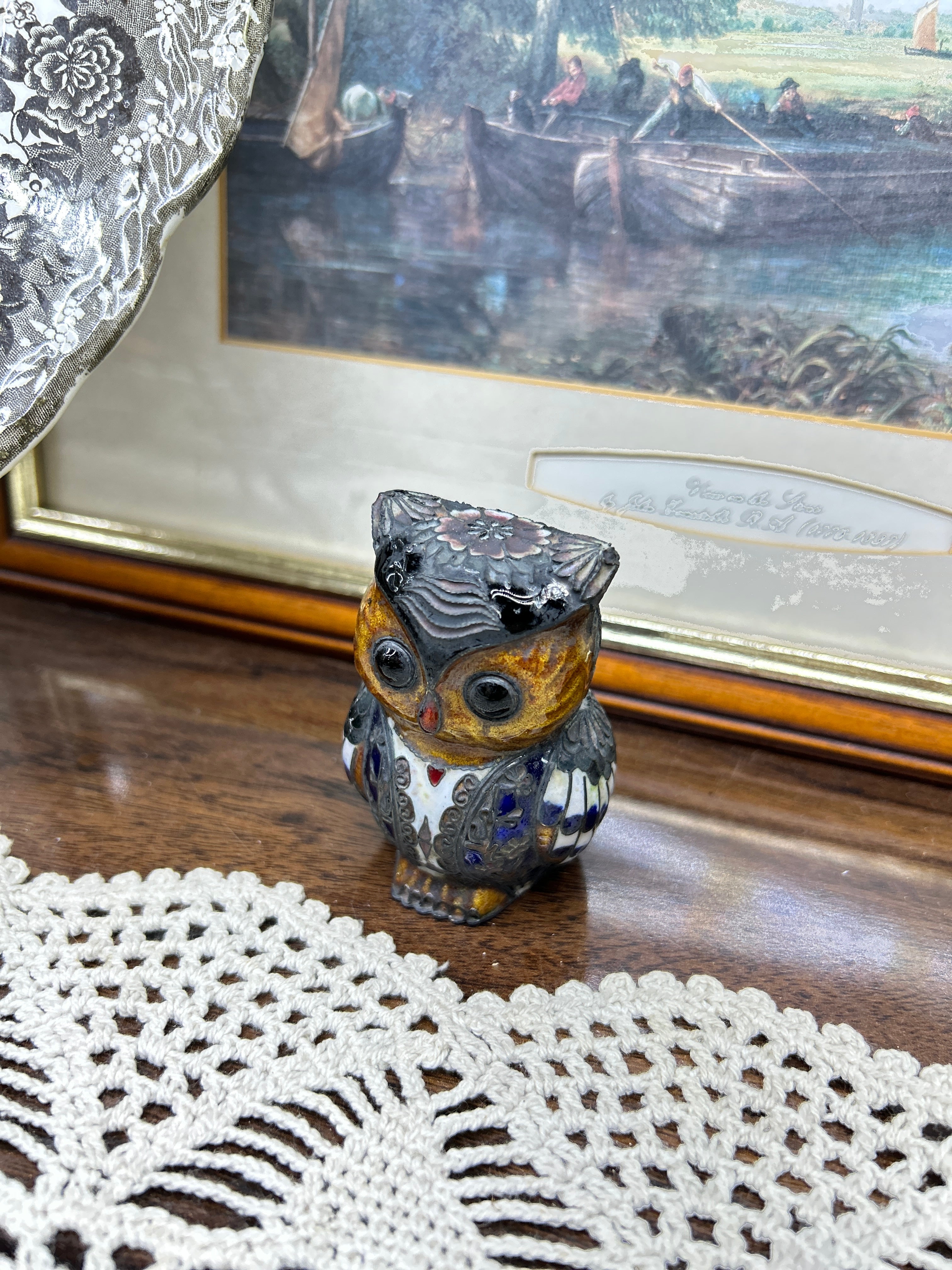 Vintage ceramic & brass engraved collectible owl figurine 3”