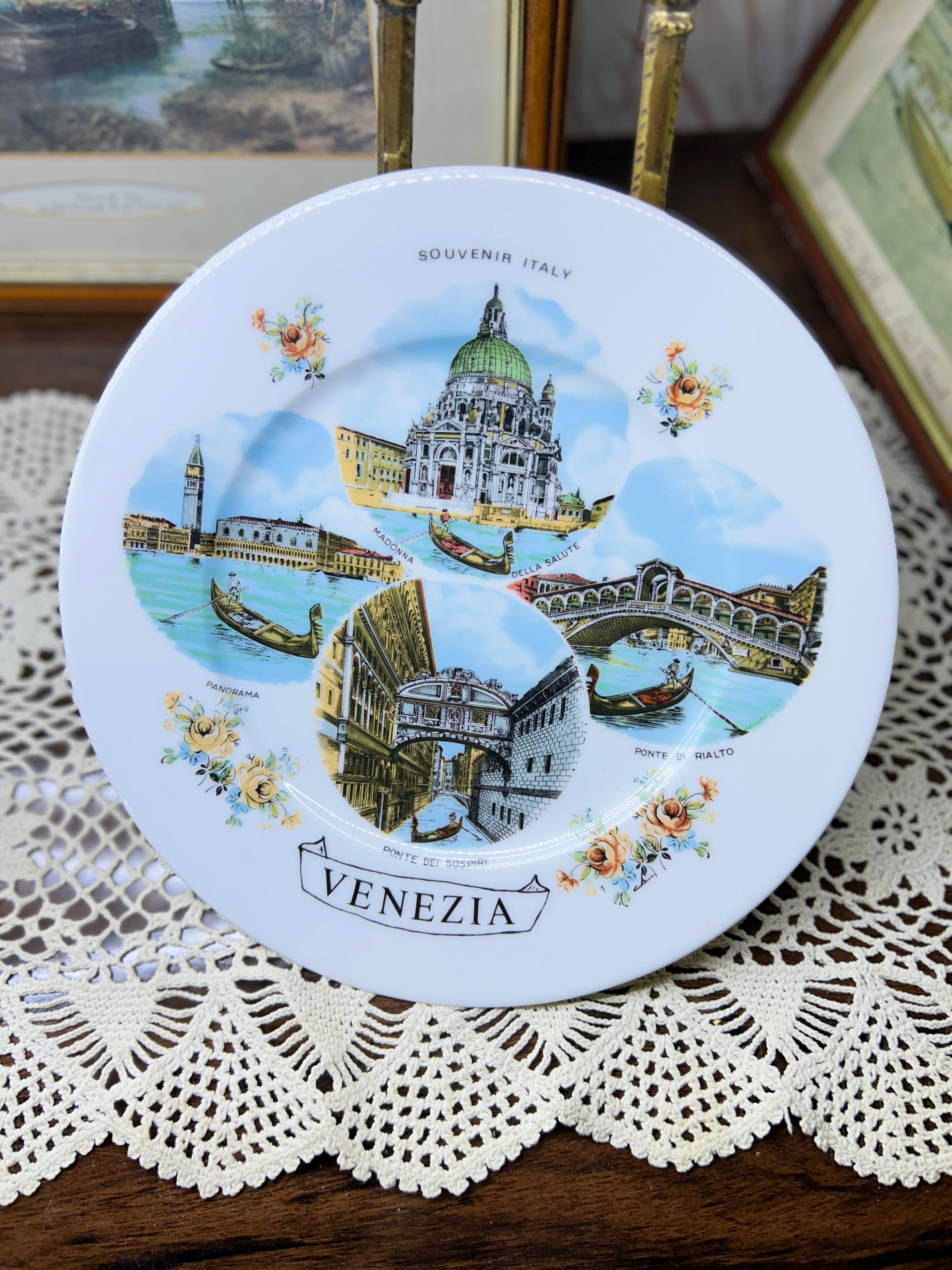 Decorative Venezia Collector wall souvenir plate — Italy 10”