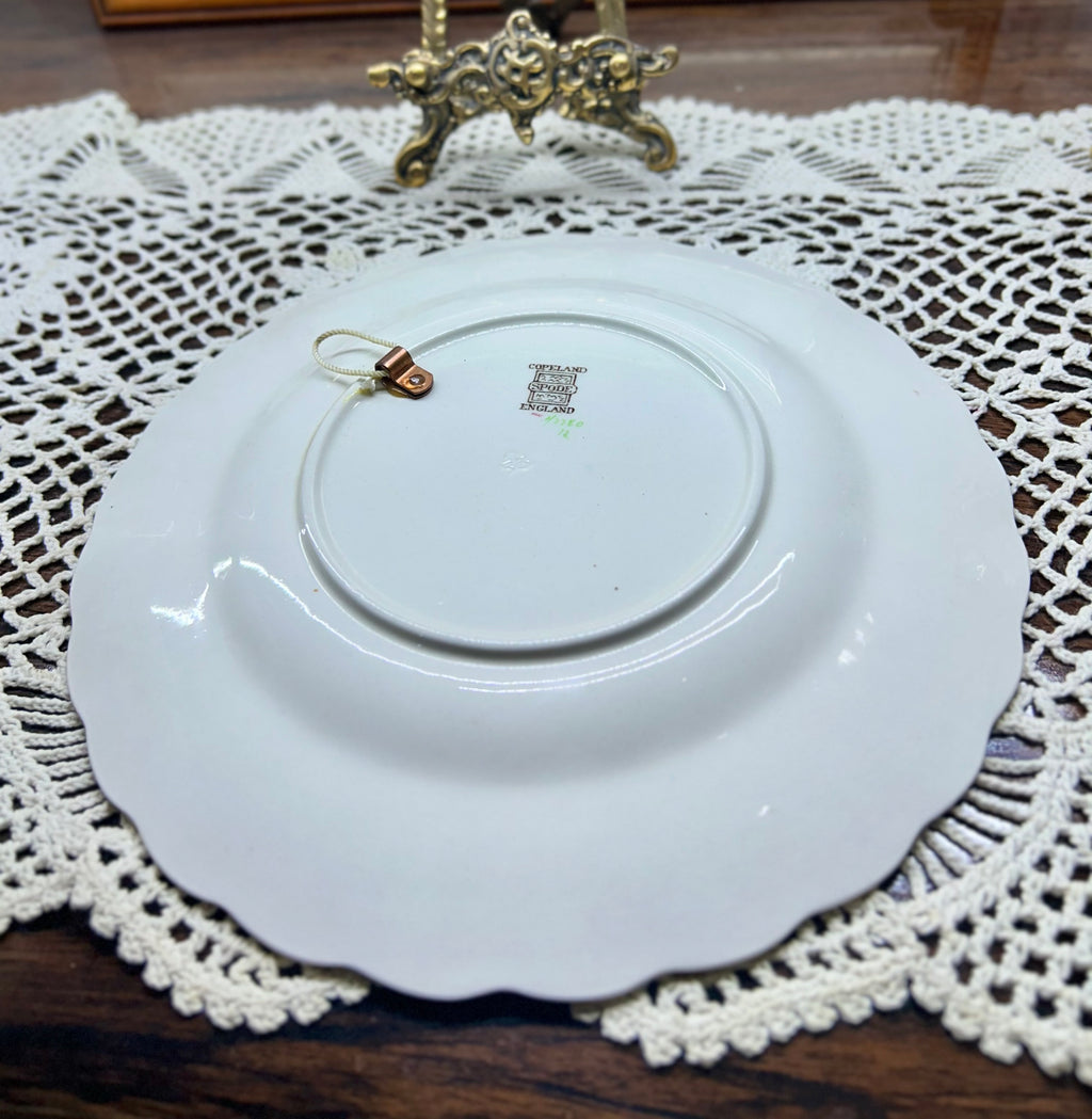 Vintage Copeland Spode "Alden" plate with wall hanger — featuring embossed daisies