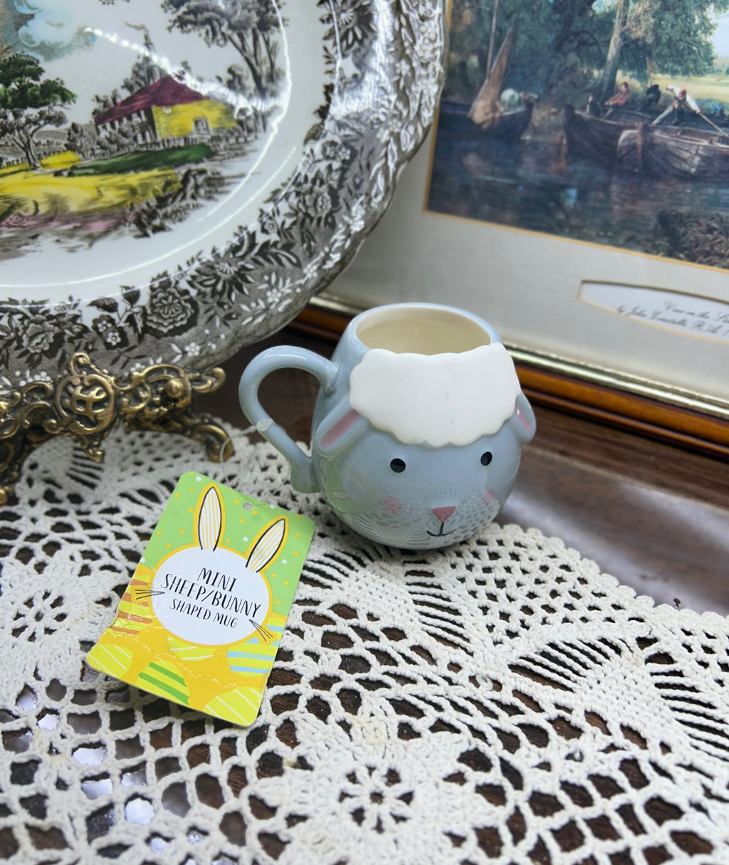 Ceramic 3D sheep-shaped miniature mug