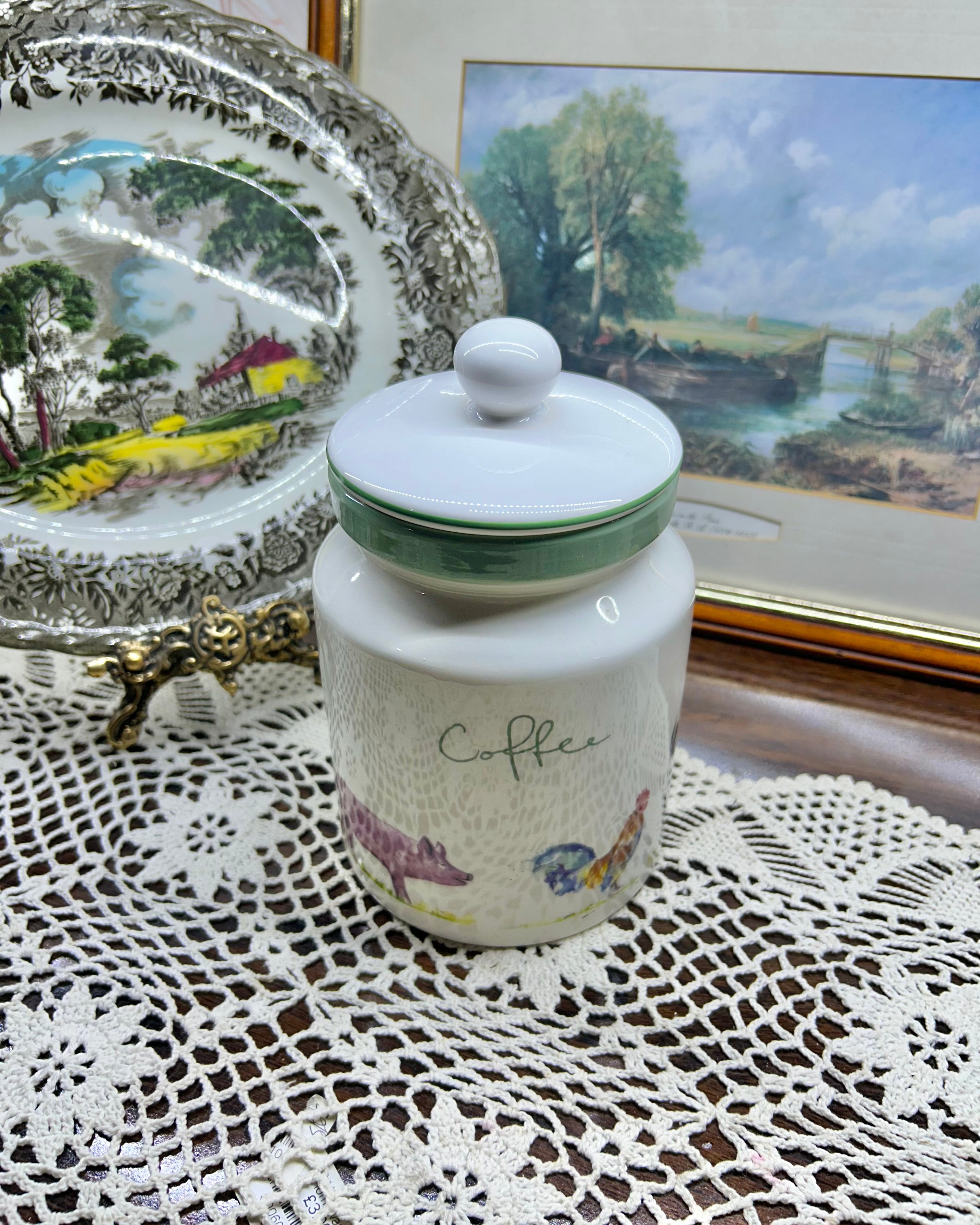 The Leonardo Collection's "Country Life Farmyard" series coffee canister — England