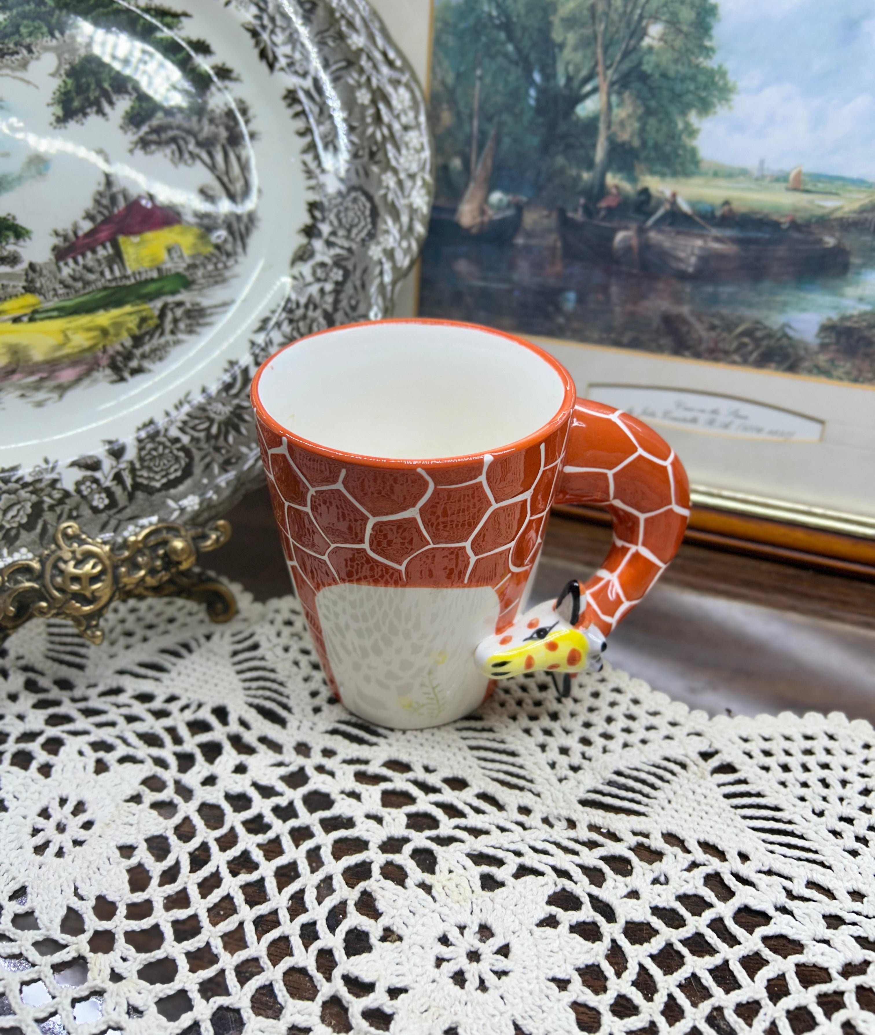 3D Giraffe Ceramic Coffee Mug with a hand-painted design