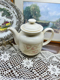 Vintage Biltons “Spring bouquet” teapot — Stoneware