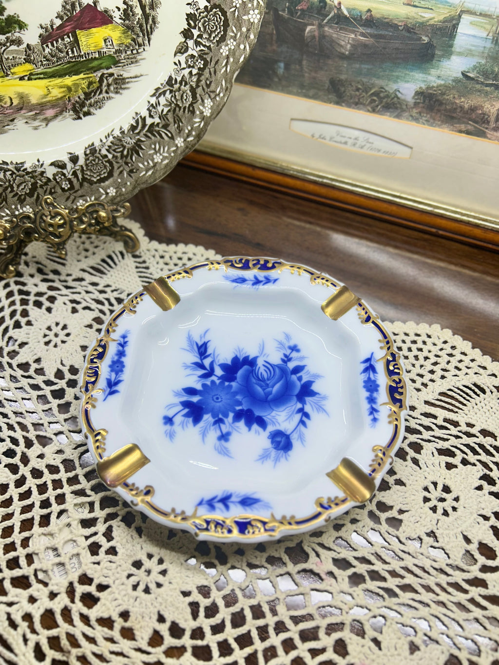 Vintage cobalt WELLINGTON CASTLE vintage porcelain Ashtray