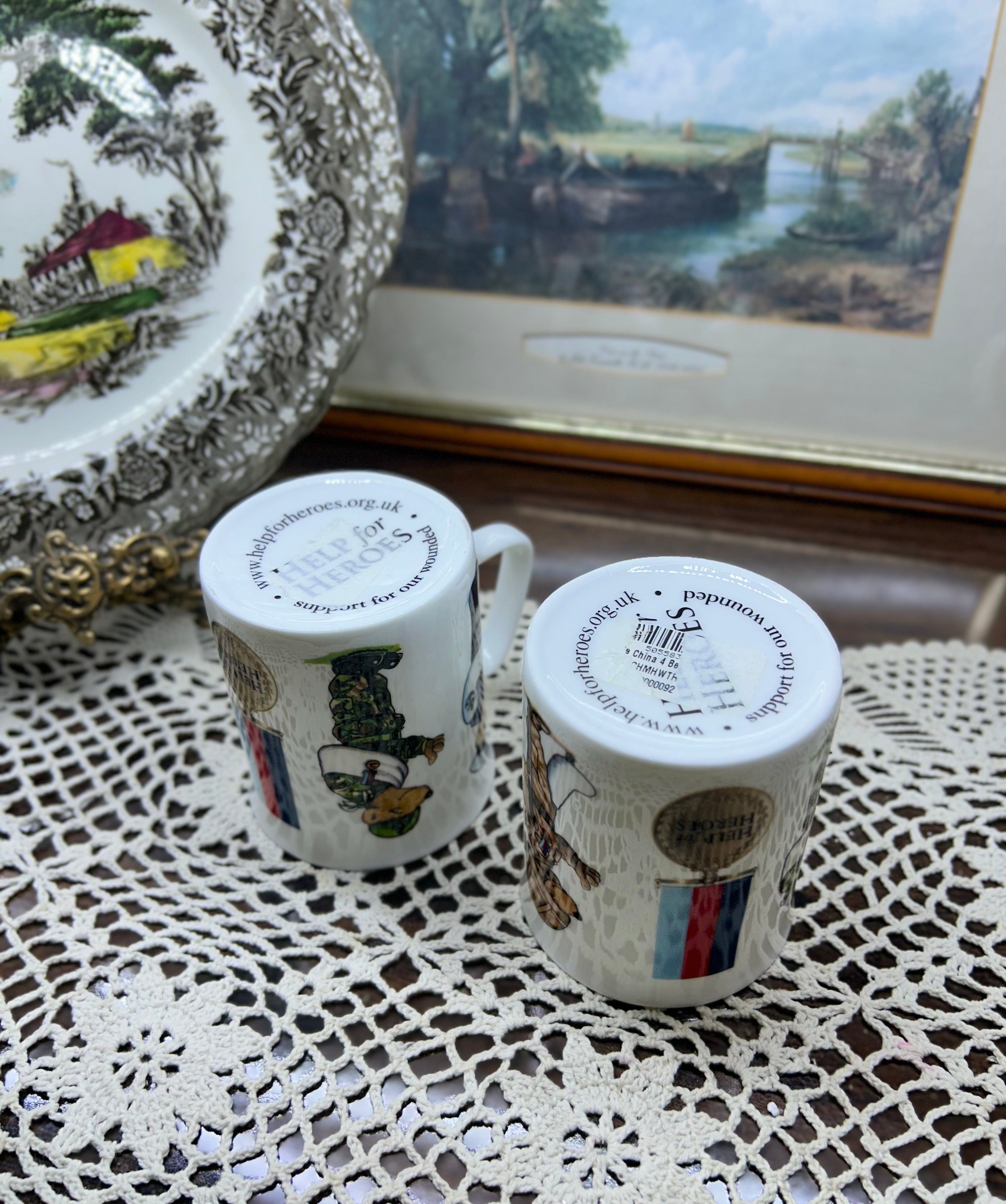 Help for Heroes coffee mugs featuring cartoon bears — porcelain