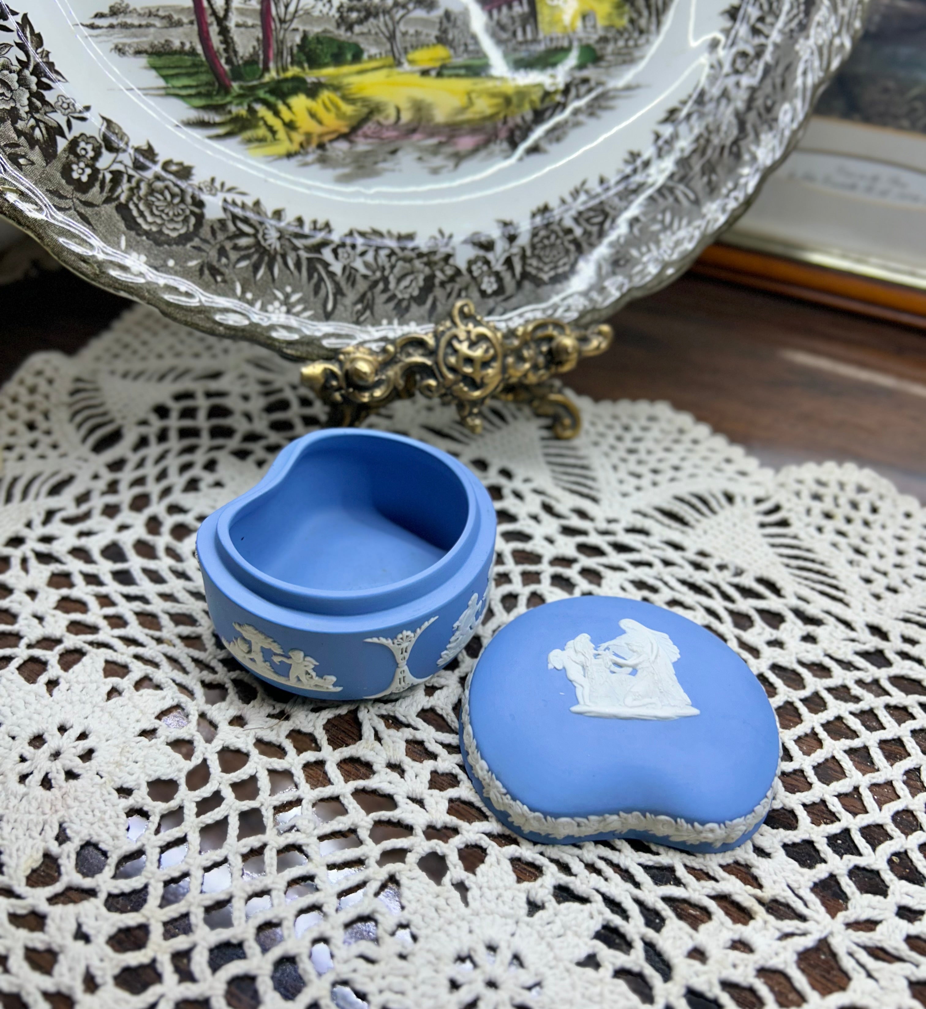 Wedgwood blue Jasperware kidney-shaped trinket box — featuring applied white neoclassical relief decorations