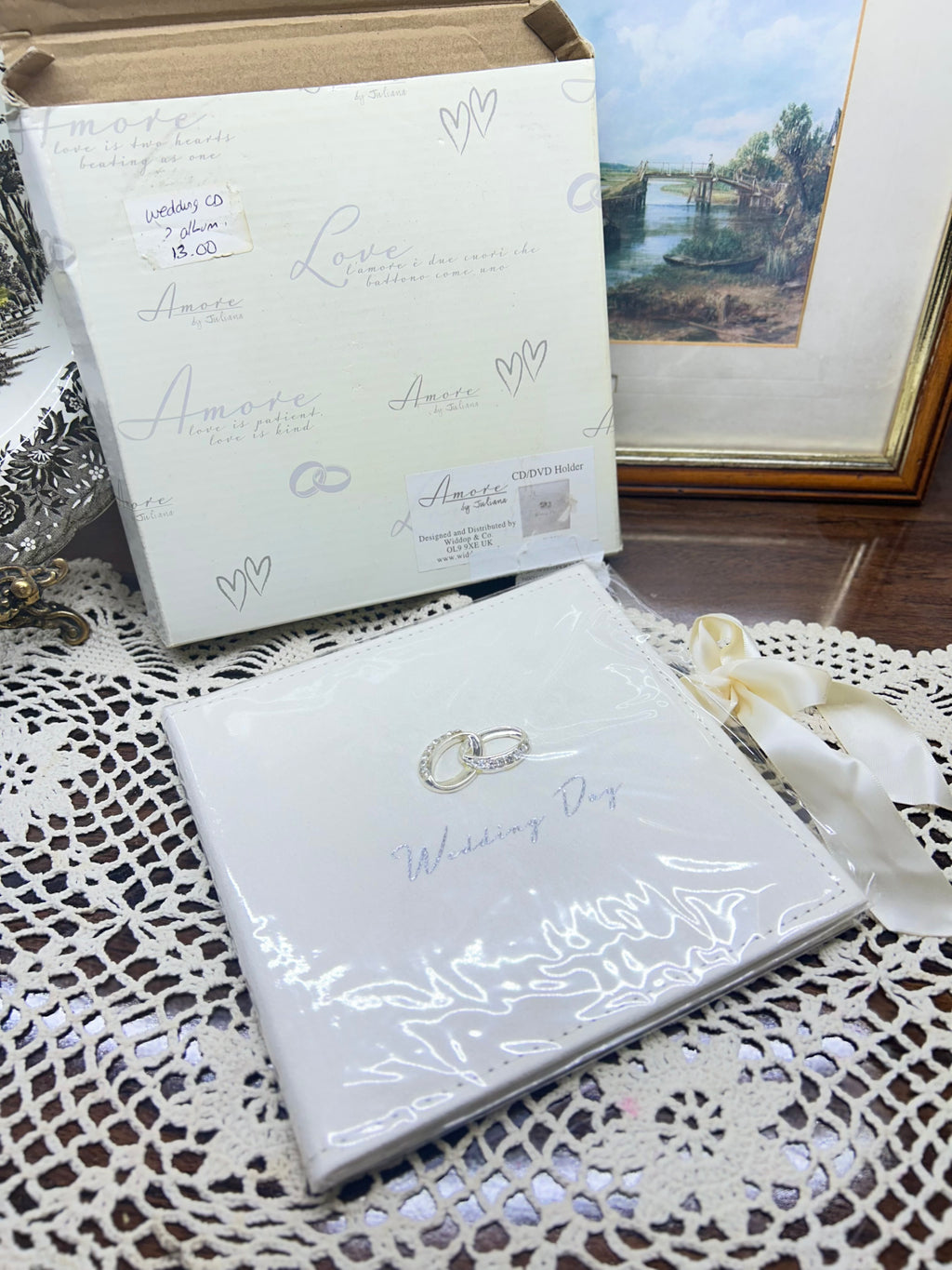 Amore by Juliana Wedding Photo Album and CD/DVD holder set — packed