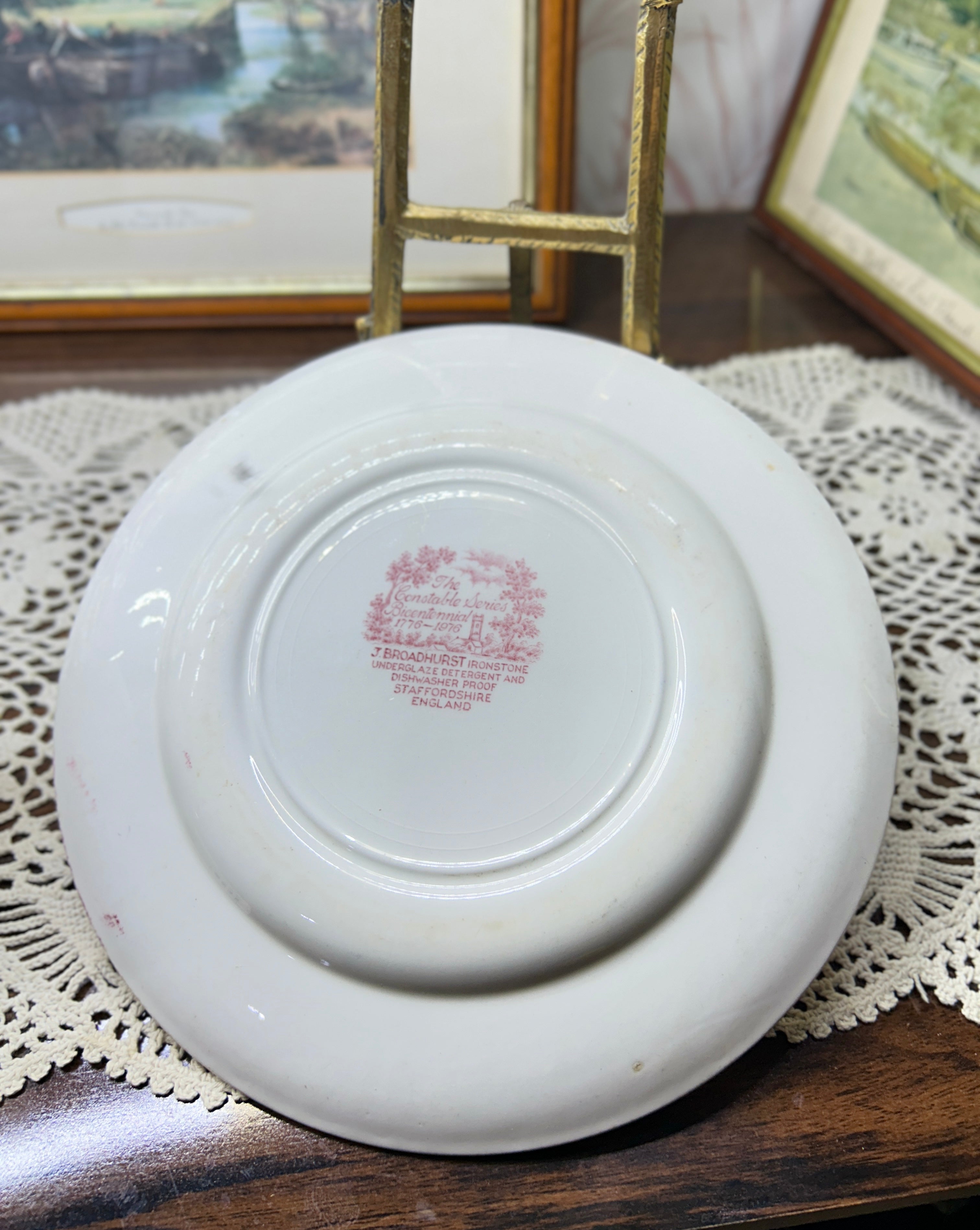 Vintage Broadhurst "The Constable Series Red" wall decorative plate — England 8”