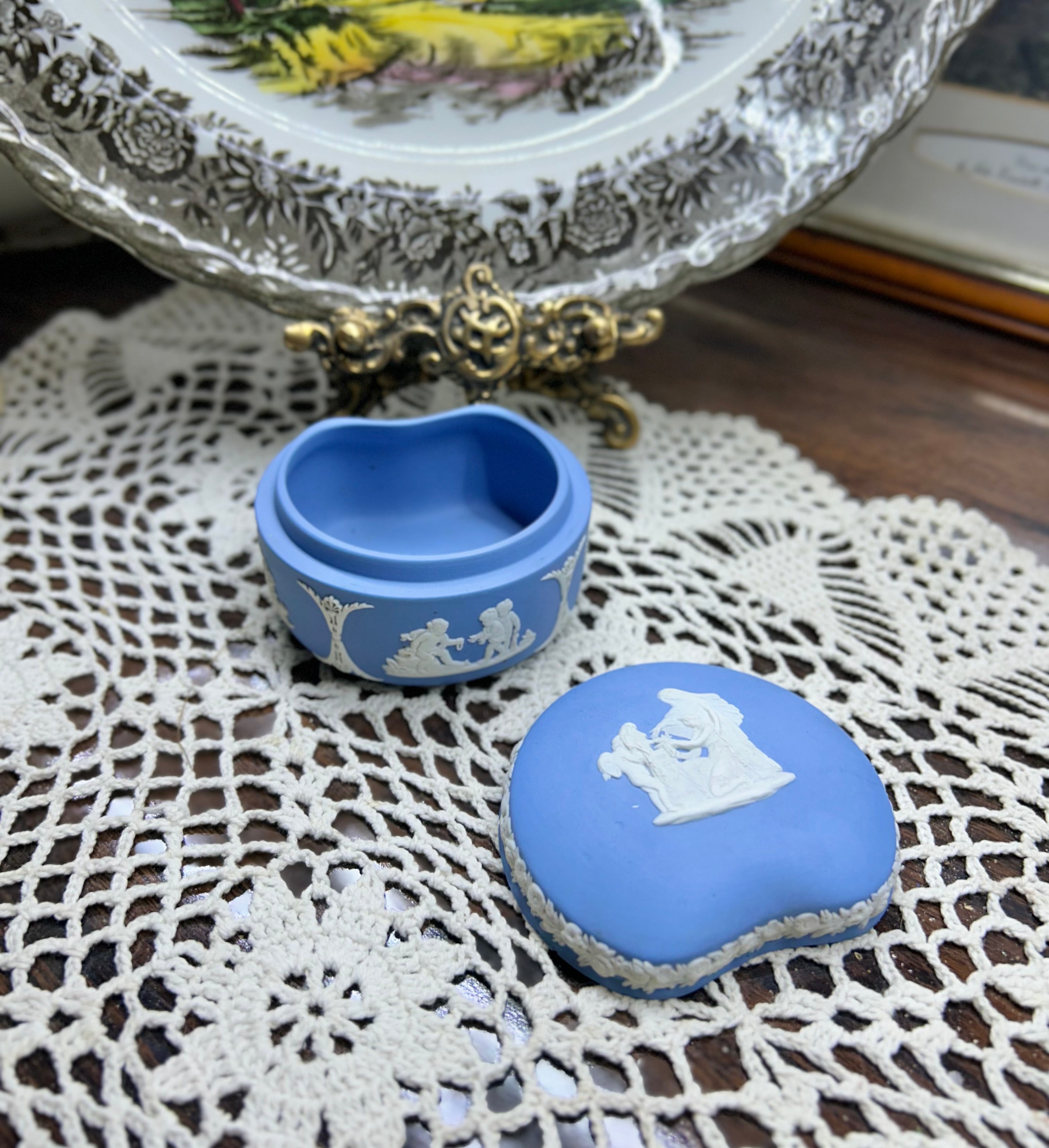 Wedgwood blue Jasperware kidney-shaped trinket box — featuring applied white neoclassical relief decorations