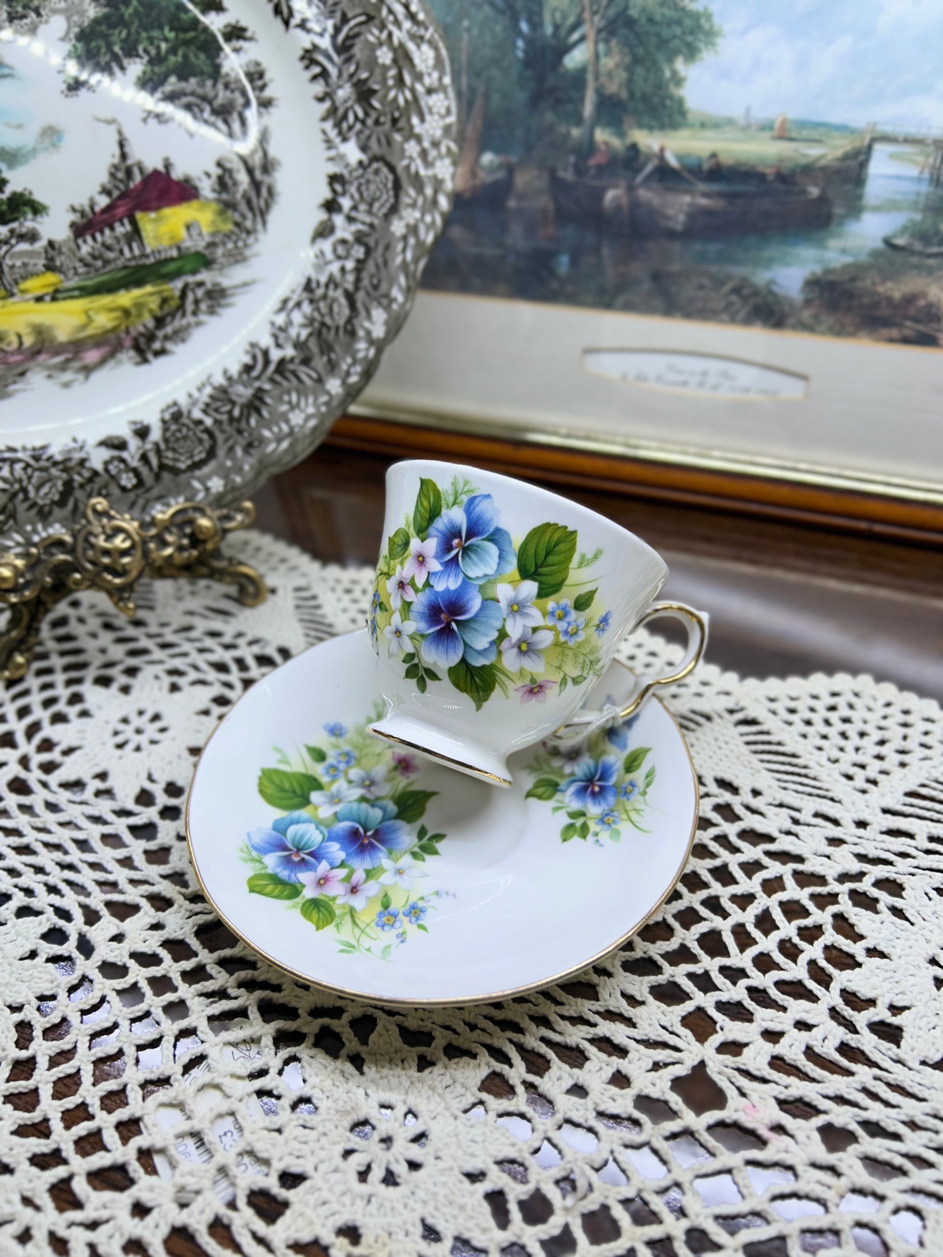Vintage QUEEN ANNE “Blue pansies” teacup & saucer — England