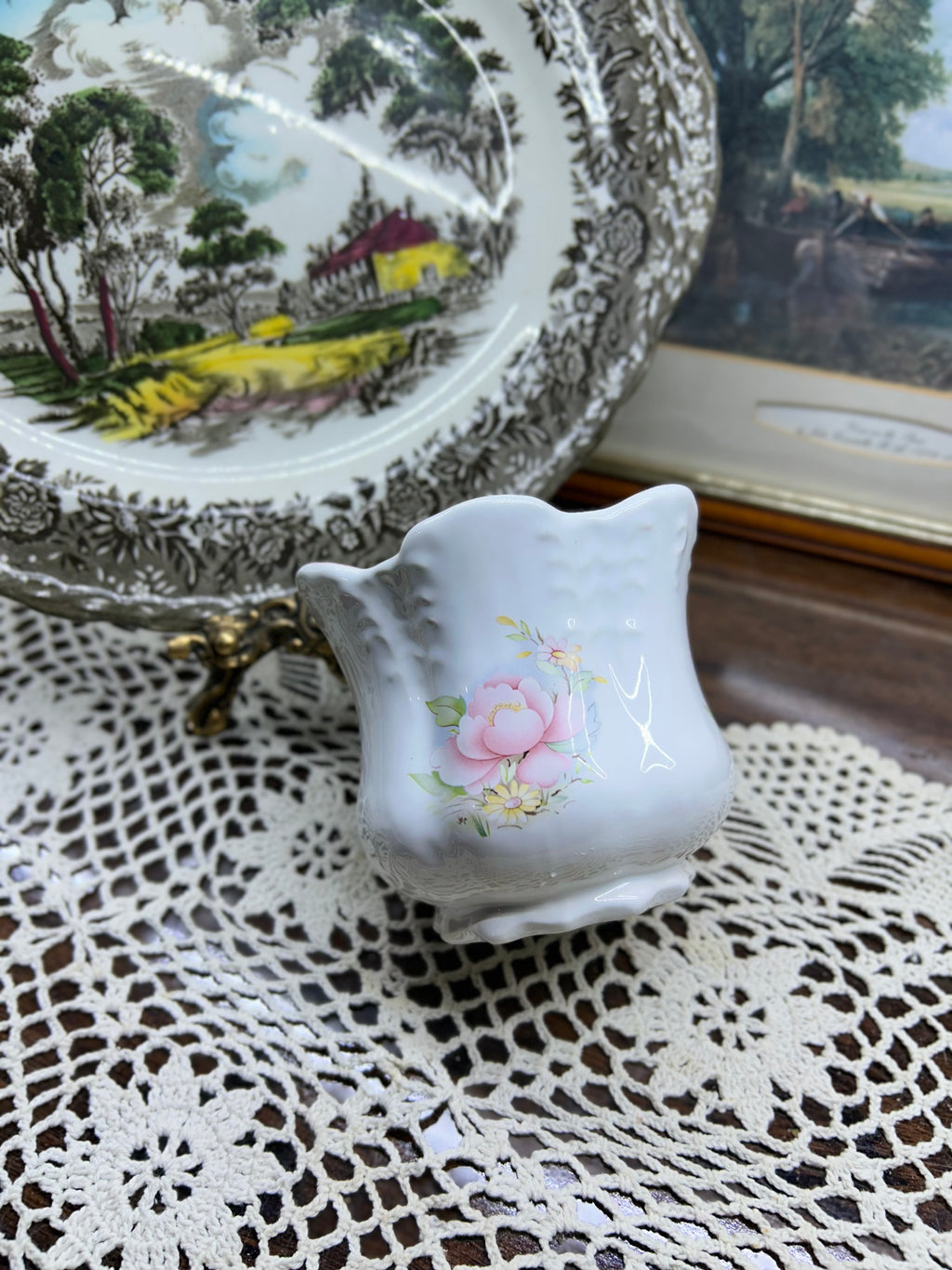 Vintage hand-painted decorative planter pot by Maryleigh pottery — England