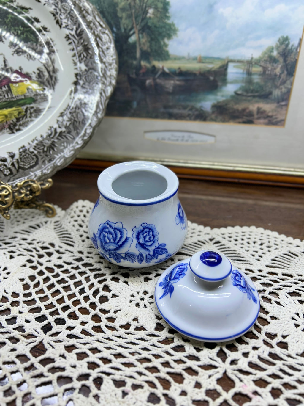 Vintage hand-painted lidded Chinese pot