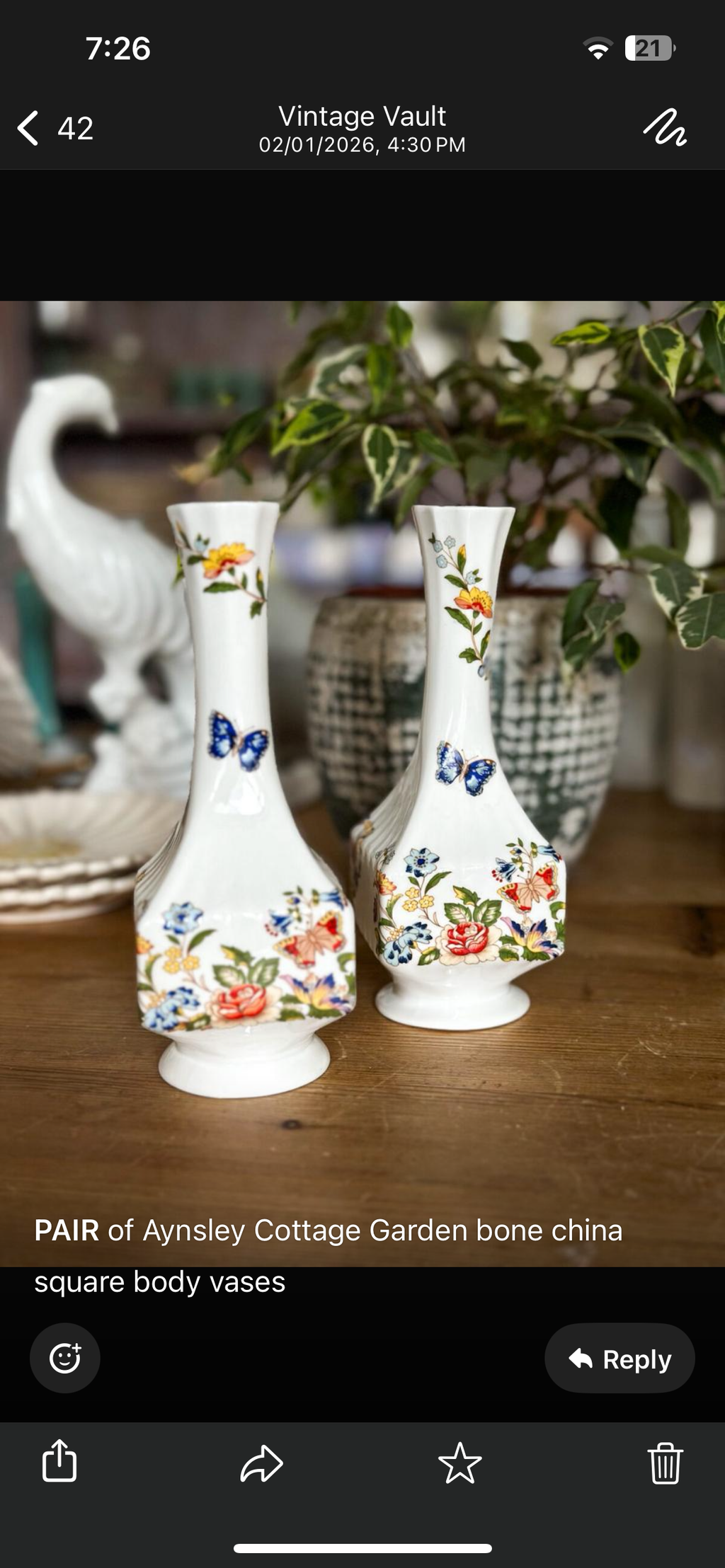 Aynsley Cottage Garden bone china square body vase 7” — England