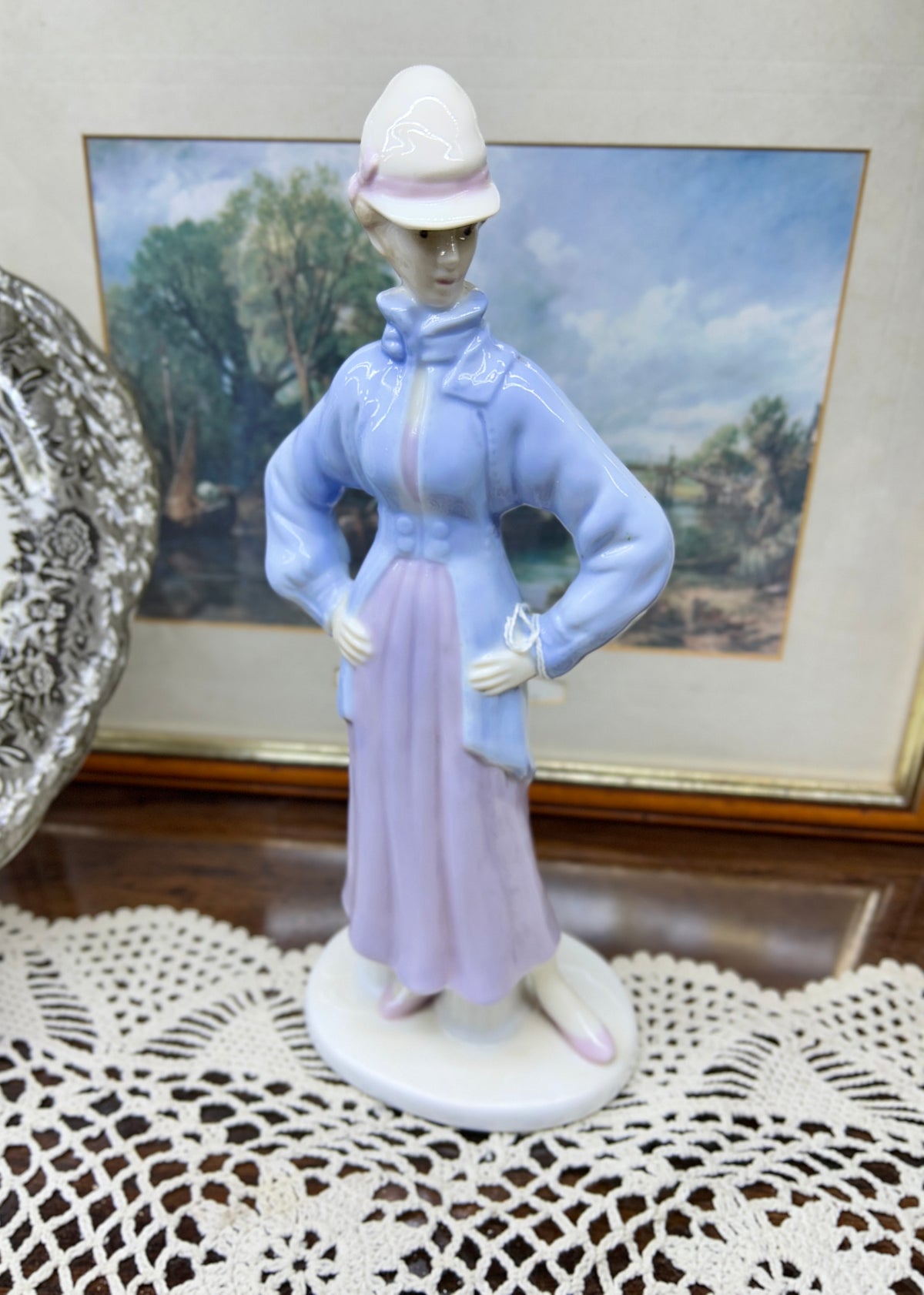 Figurine